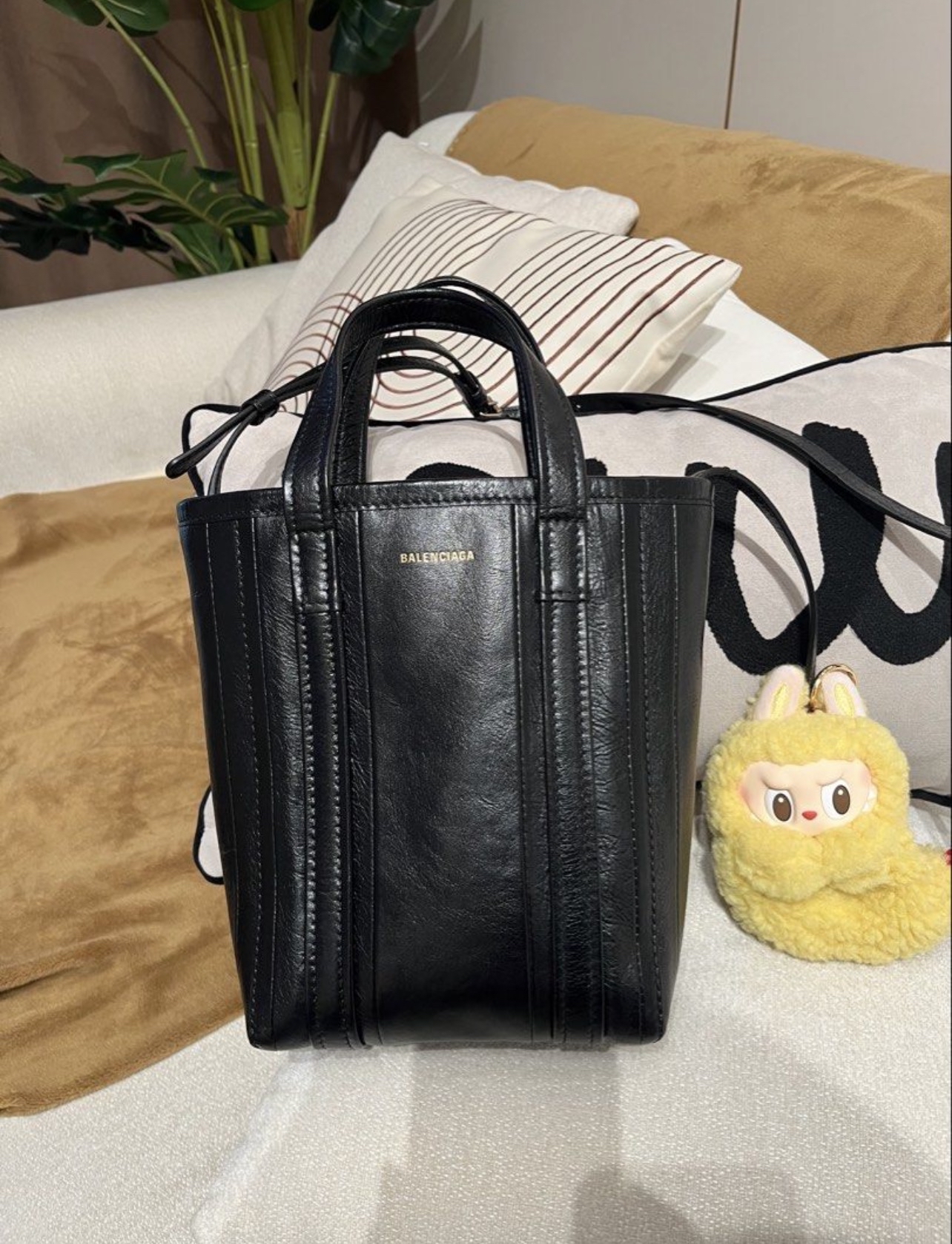 Balenciaga Shoulder Tote Bag Black 100%Authentic, 98%New ✅Dust bag