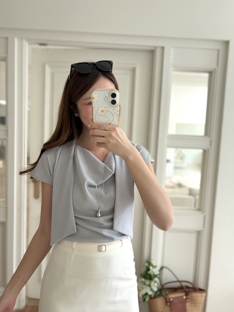 The Belted Straight Skirt (Ivory)