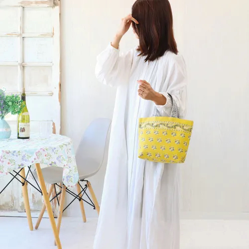 日本品牌🗾印度🇮🇳製造東歐傳統刺繡設計手拎帆布包現貨😍