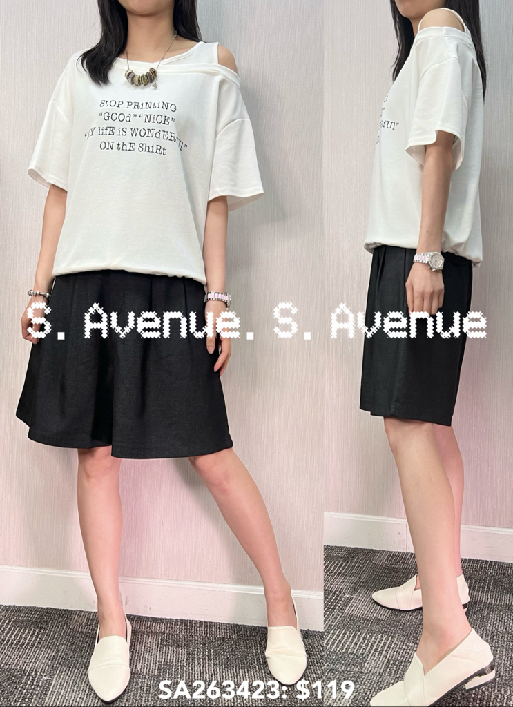 SA263423: 單邊露膊英文字束腳tee