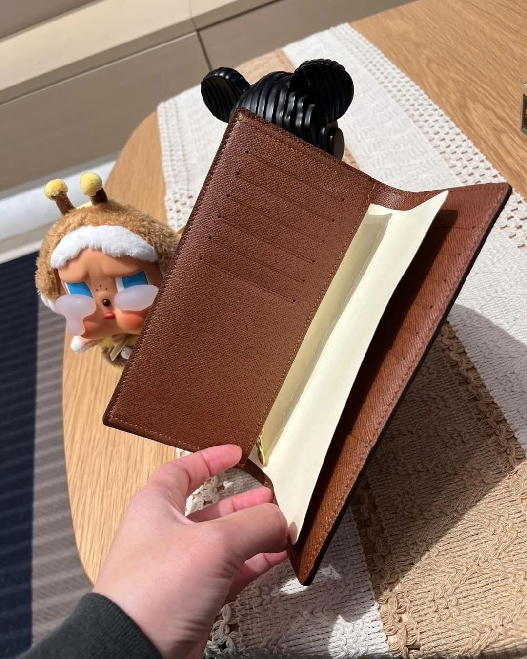 LV Brazza Long Wallet Monogram M66540 100%Authentic,unused✅box