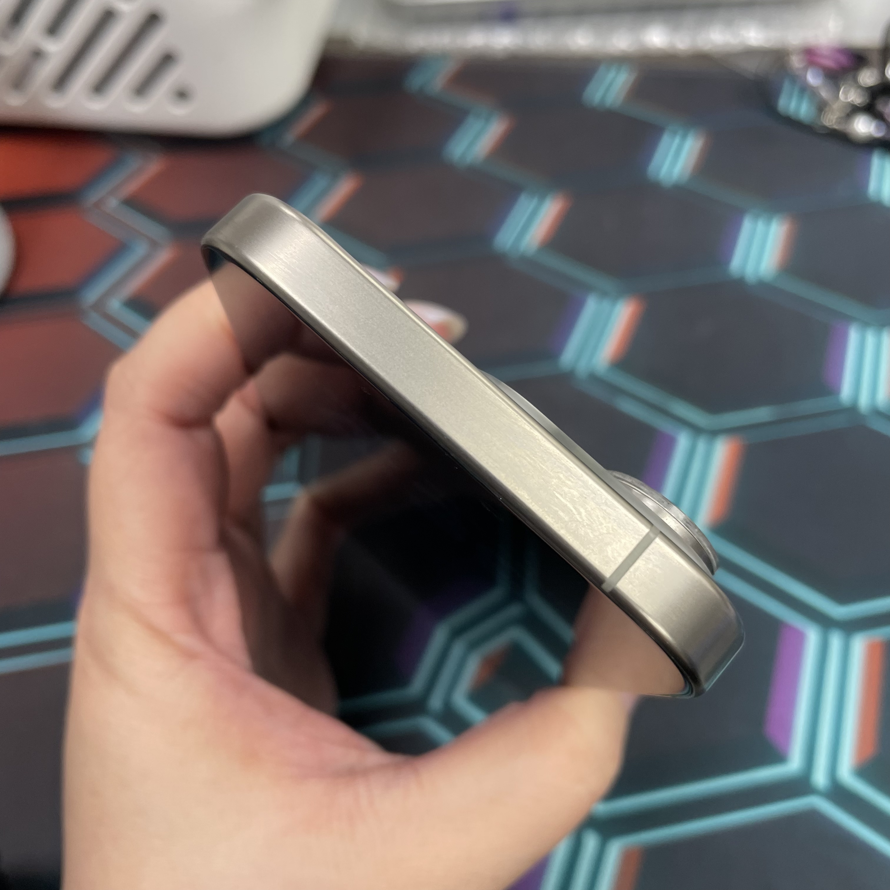*7223 15 pro 完美機 256GB 電79 原色 gray