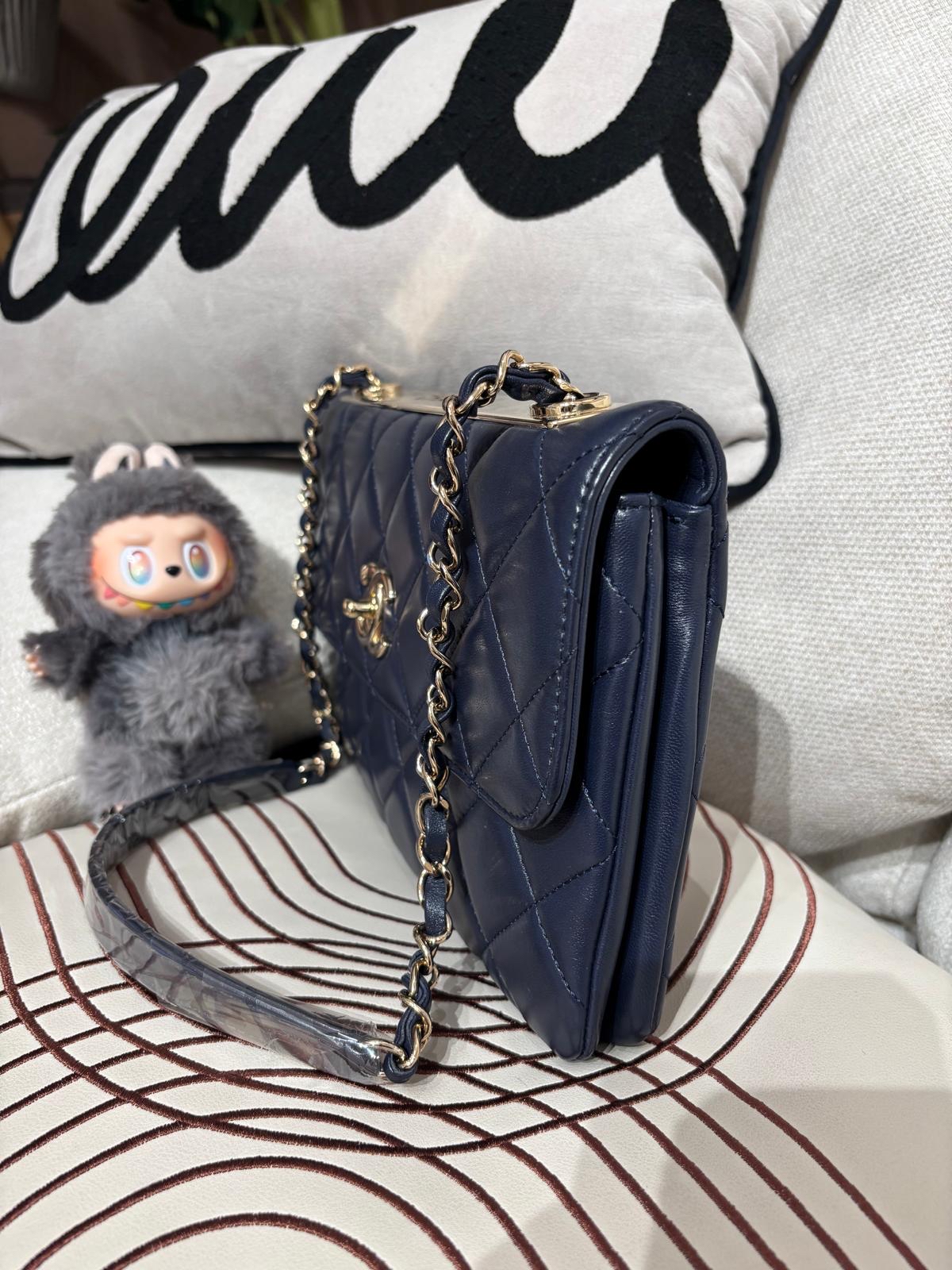 Chanel trendy cc flap bag navy 100%Authentic,95%new ✅Card✅dust bag✅box