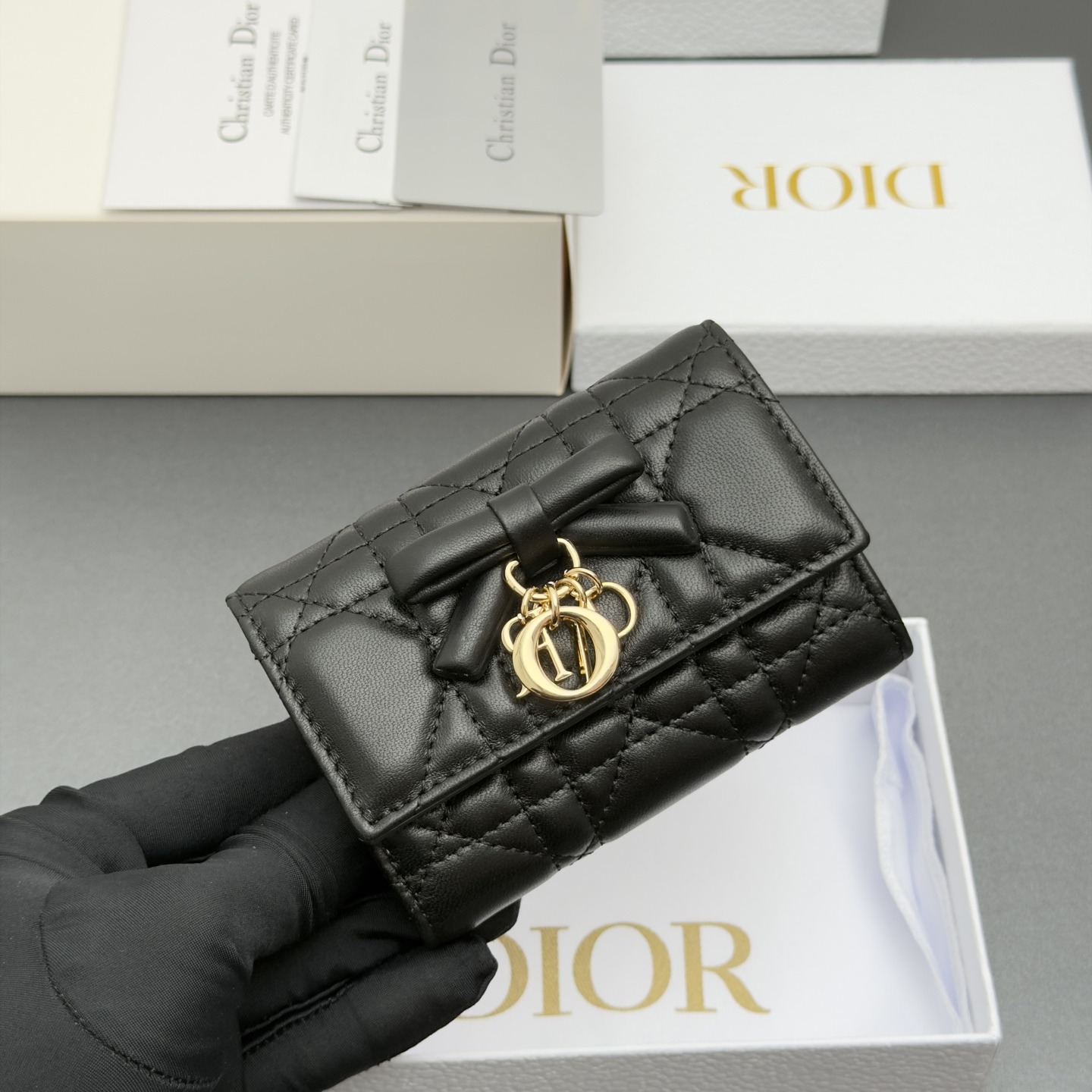 【正品級】DIOR Lady Dior Glycine Wallet 藤格紋羊皮銀包 連專櫃禮盒