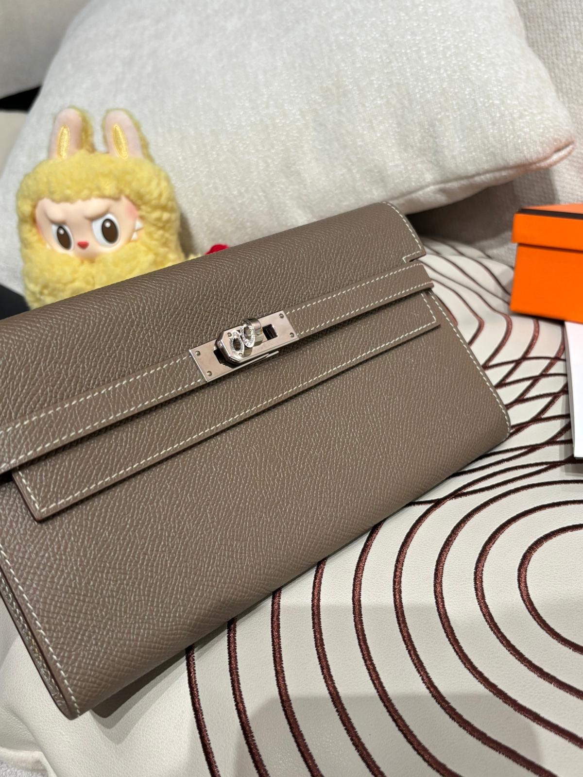 Hermes Kelly wallet STAMP D 大象灰 100%Authentic, 98%New ✅收據✅Box
