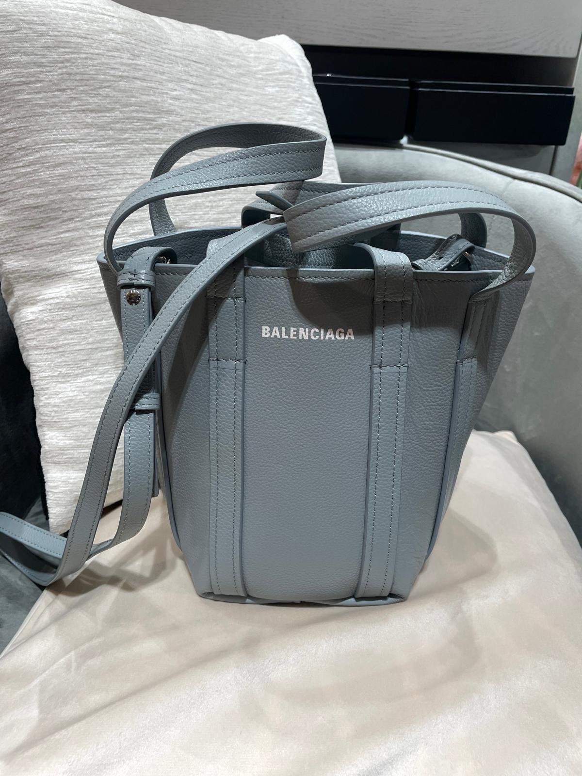 Balenciaga Everyday XS 2Way Bag 672793 calfskin 100%Authentic, 95%New ✅Dust bag