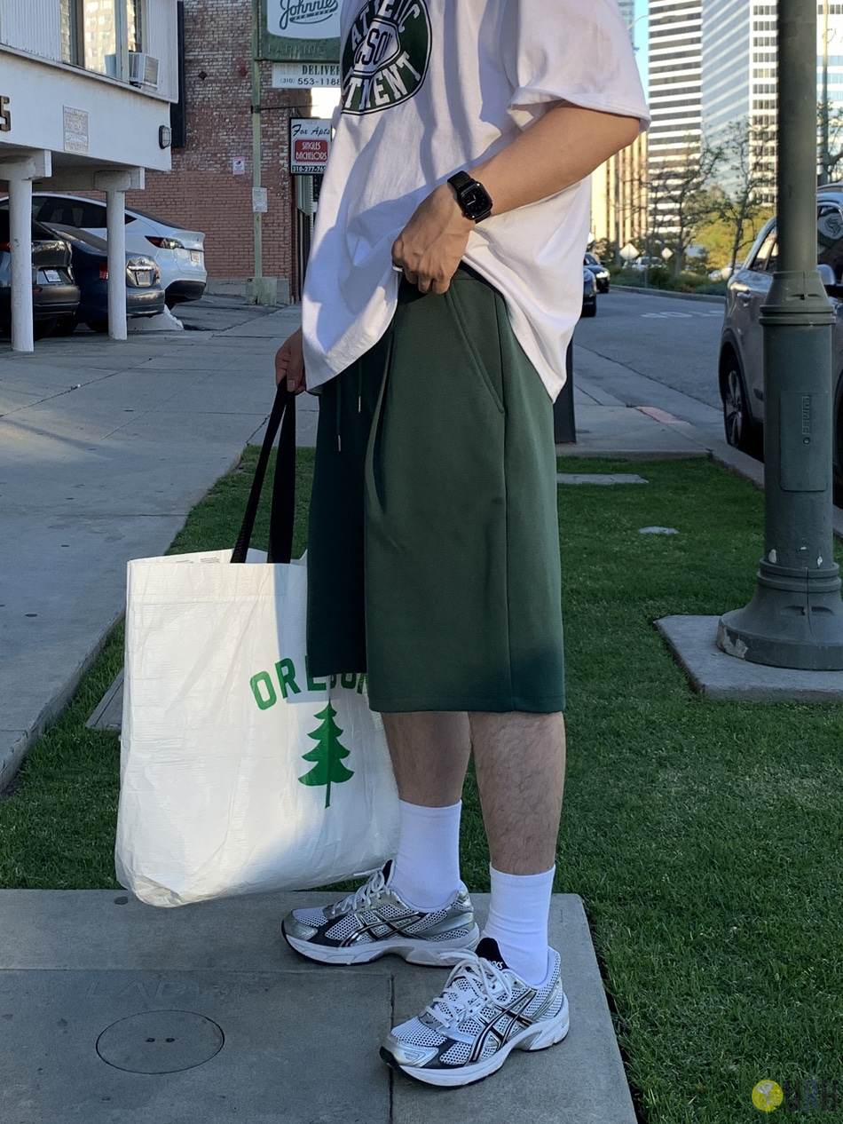 【100%保證韓國直送】韓國品牌原創系列 雙層棉質單褶 Bermuda 闊身抽繩短褲 👖 [4 color] RL114926