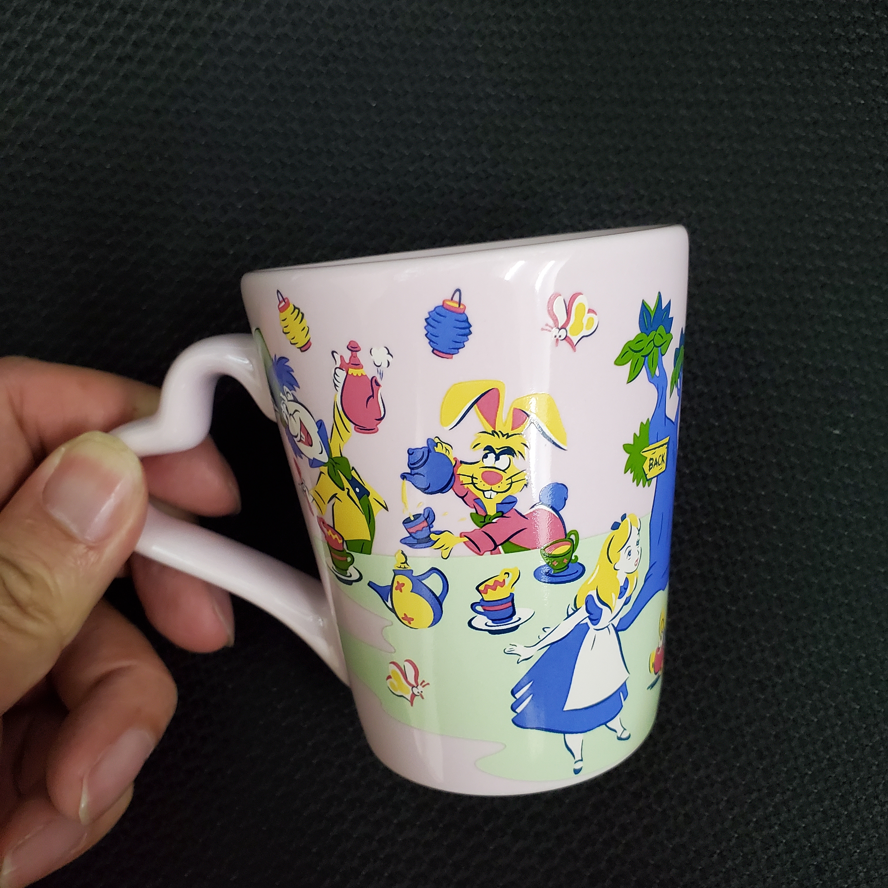 [現貨] [東京迪士尼樂園] 愛麗絲甜品杯 {TF005392}