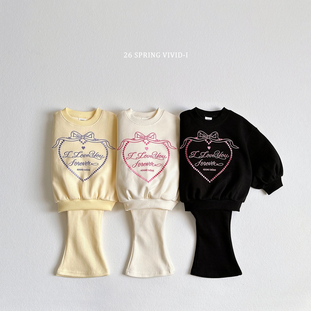 🌸預訂 韓國直送🌸🇰🇷VIVIDI三色永遠愛你心形刺繡泡泡袖喇叭褲上下套裝