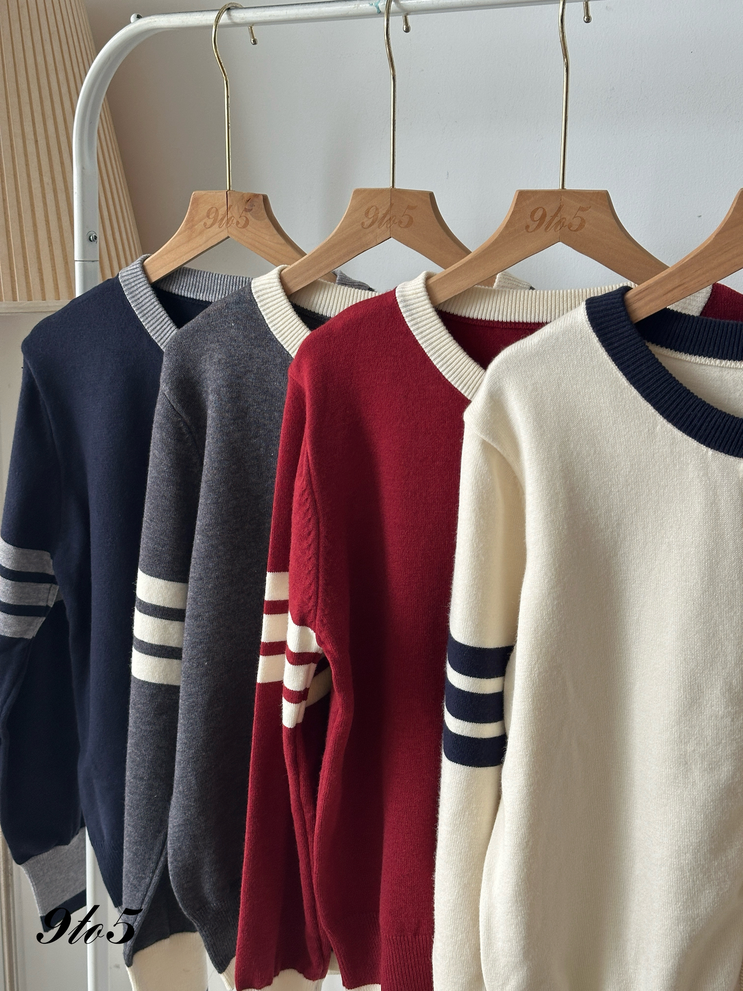 T4045 Doggy Logo Cardigan - 4 Colors