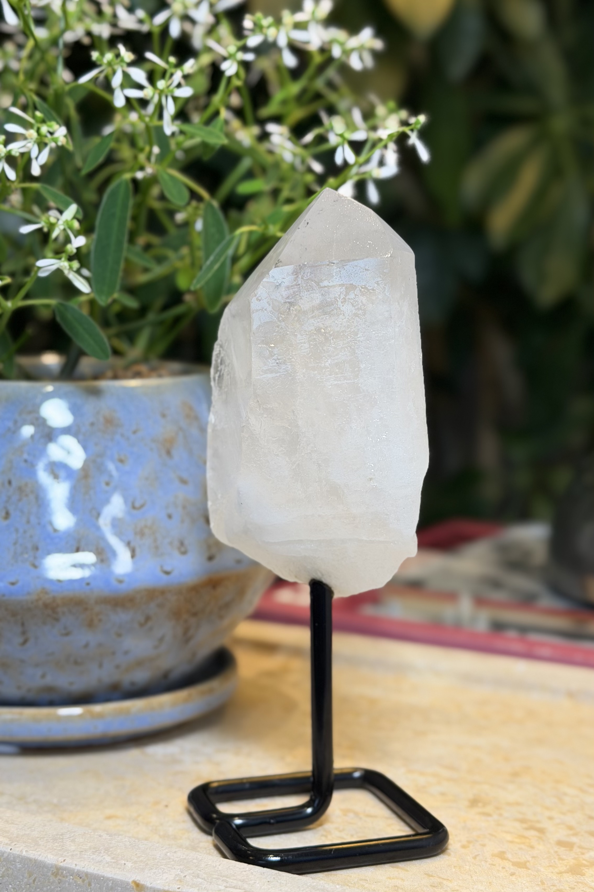  ༒14.2cm白水晶塔尖 連托架擺設༒ CQ.7093H89G2st-RA30*A51