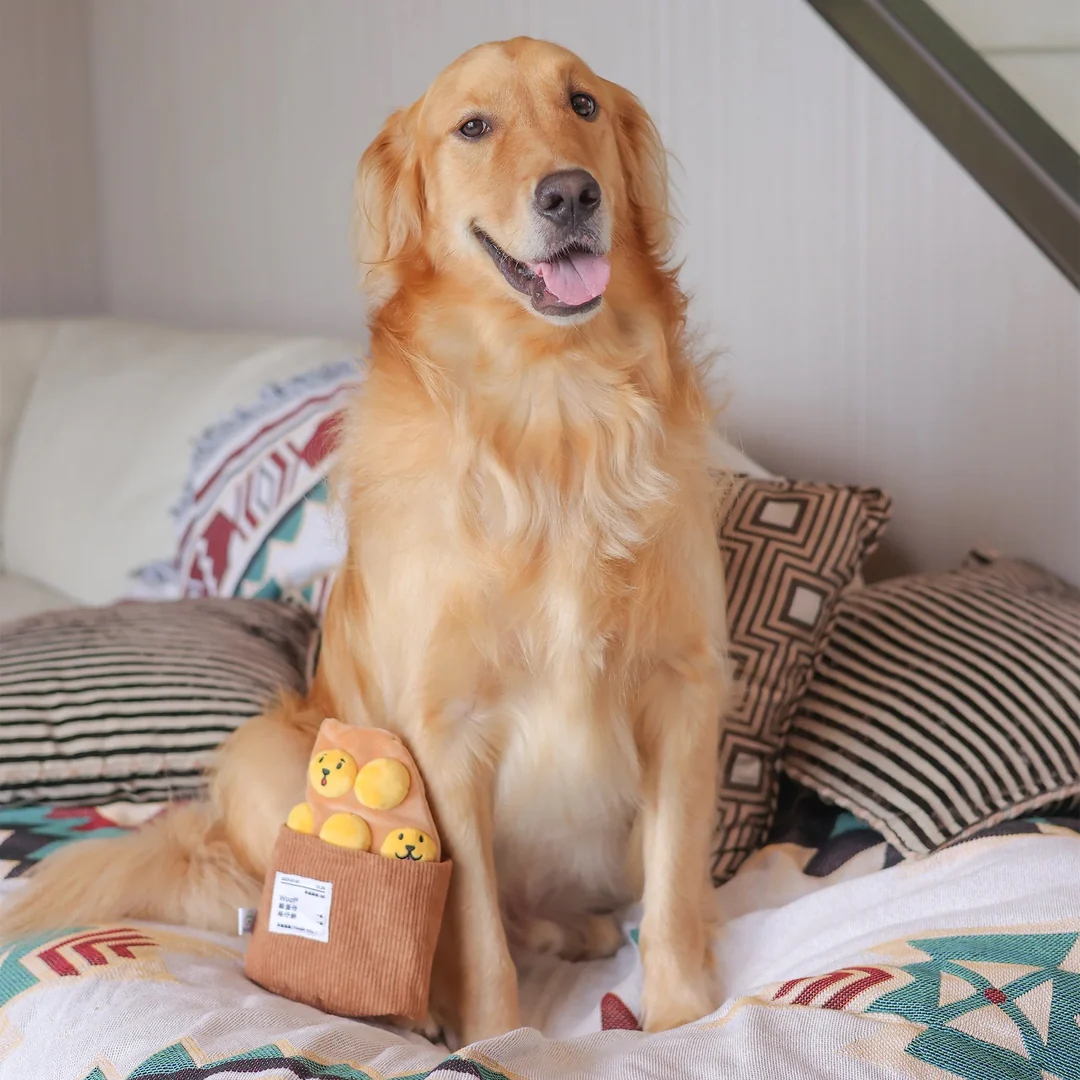Woof²  雞蛋仔/格仔餅二合一藏食寵物毛絨玩具