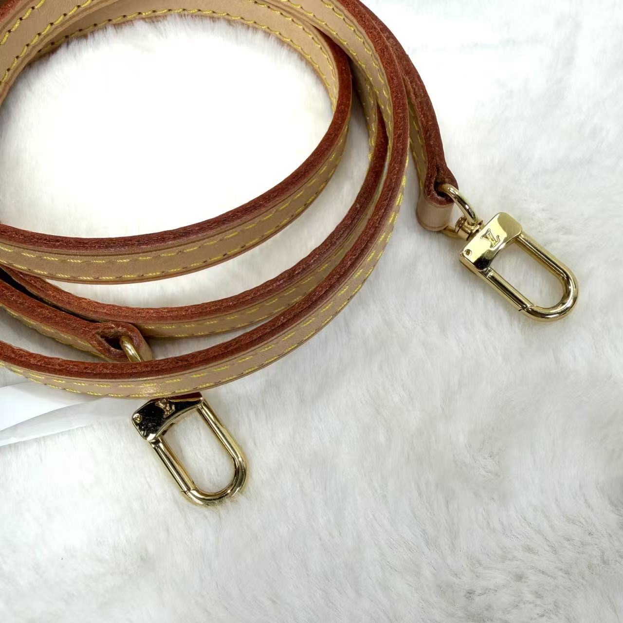 LOUIS VUITTON路易威登 Pochette Eva LV鏈條斜挎包 