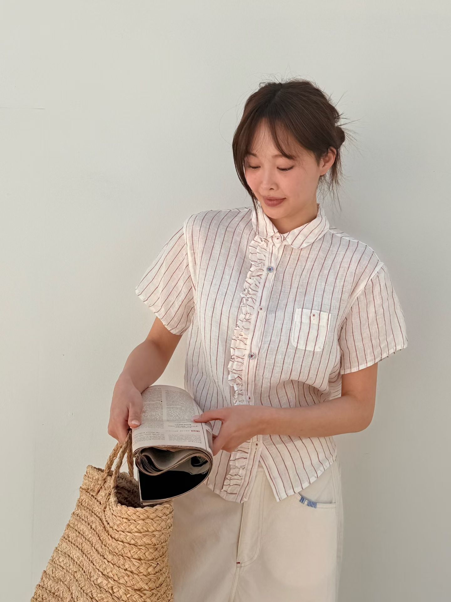 Ruffle details linen shirt
