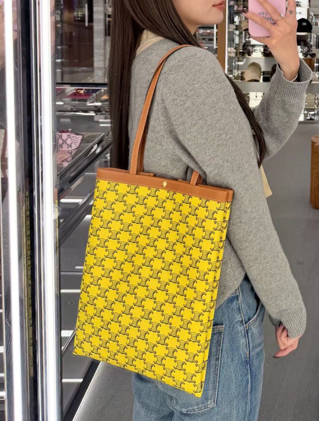 預購 💫💫💫 Celine 專櫃new FLAT SHOPPER中號tote bag 巴黎代購價