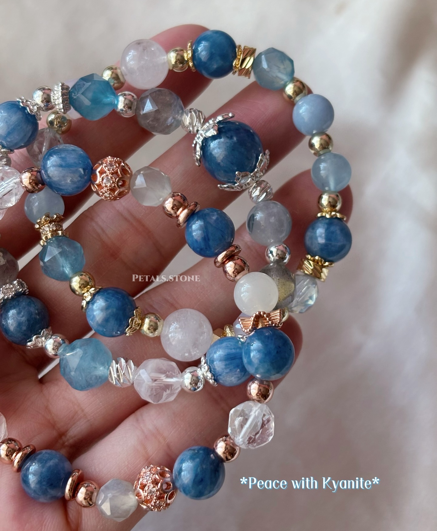 💙𝘗𝘦𝘢𝘤𝘦 𝘸𝘪𝘵𝘩 𝘒𝘺𝘢𝘯𝘪𝘵𝘦☻