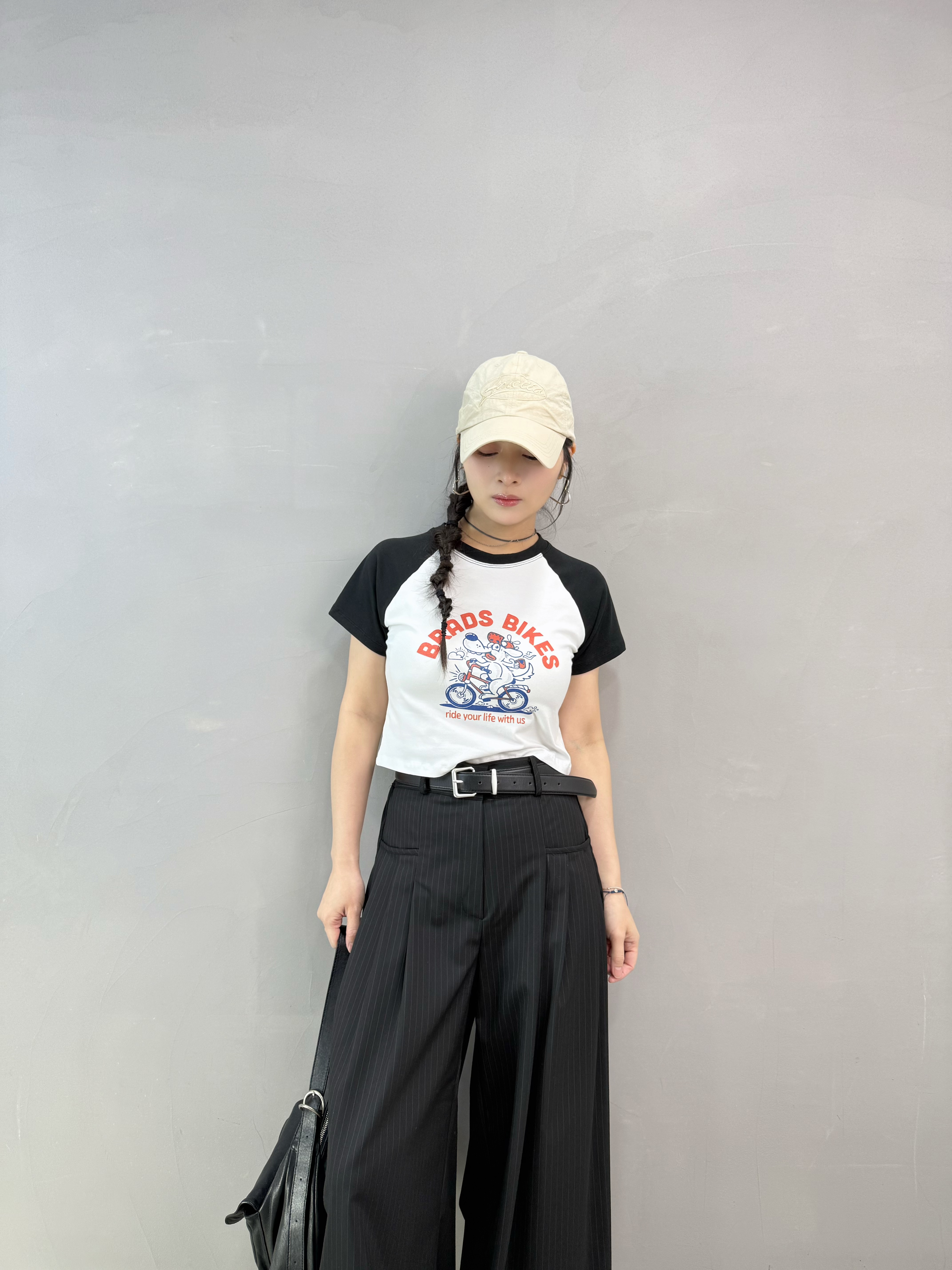 E05 趣致狗牛角Tee
