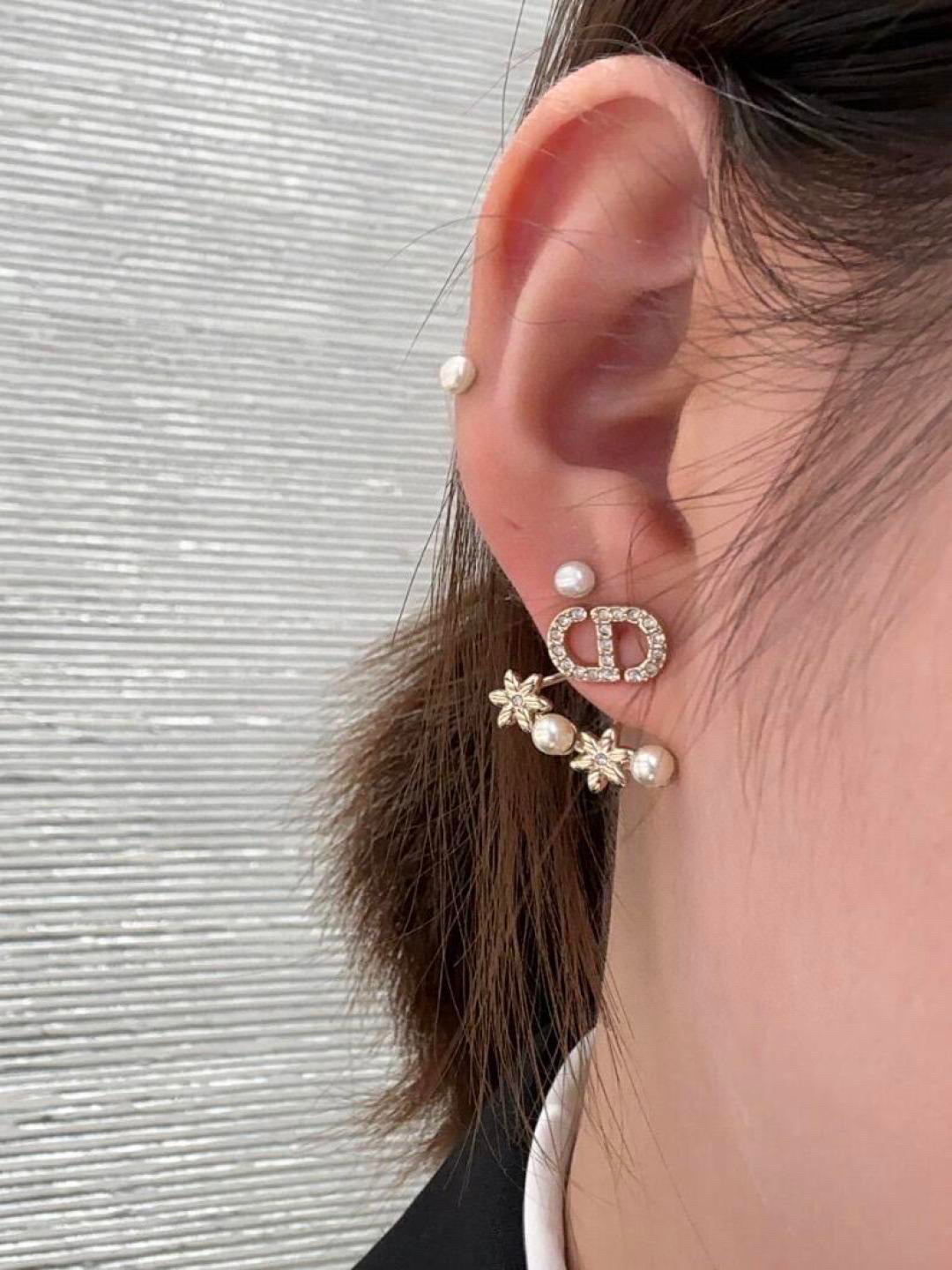 【原單】DIOR CD雛菊耳環 連禮盒