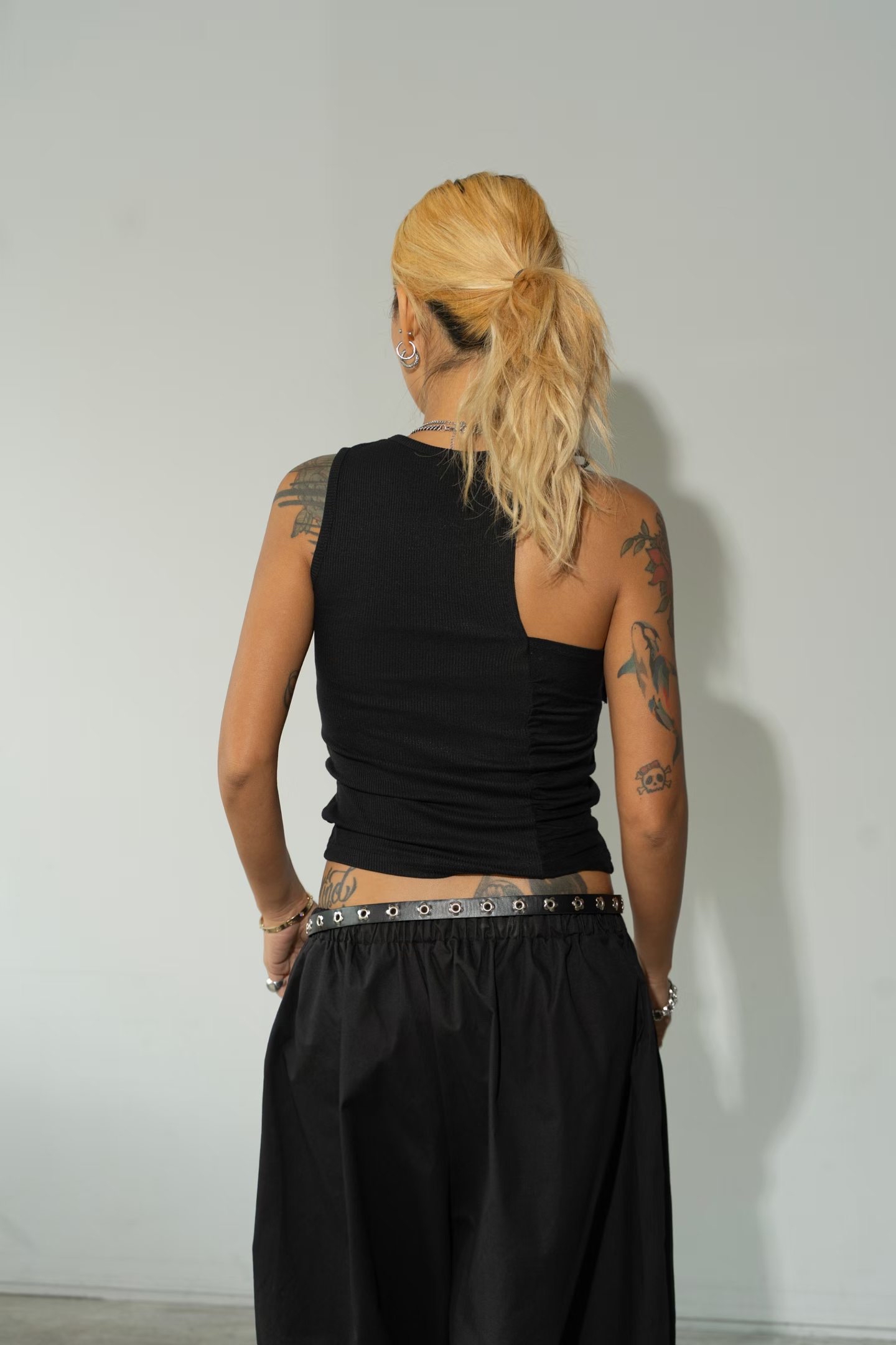 東大門女裝 | Speed rope tank top(Black)