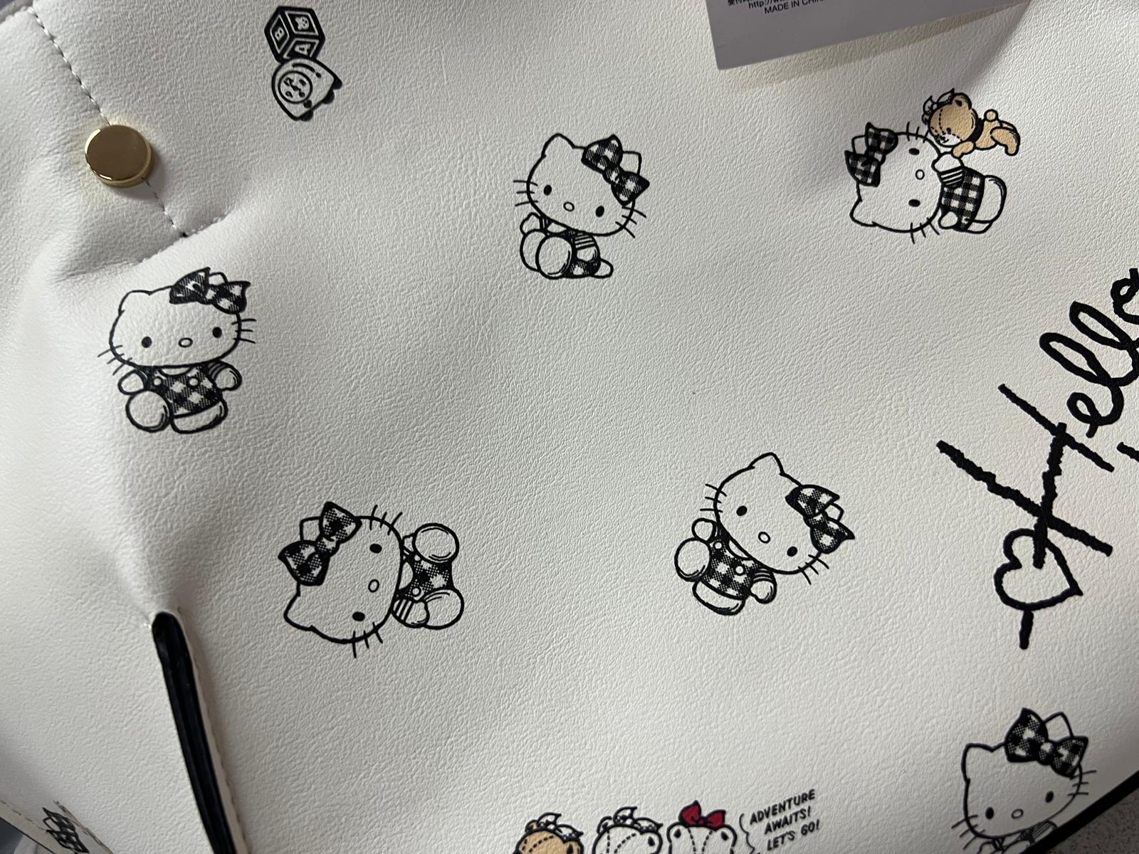 🎌日本直送🎌 Hello Kitty 雙面印花圖案 側孭 斜側兩用袋