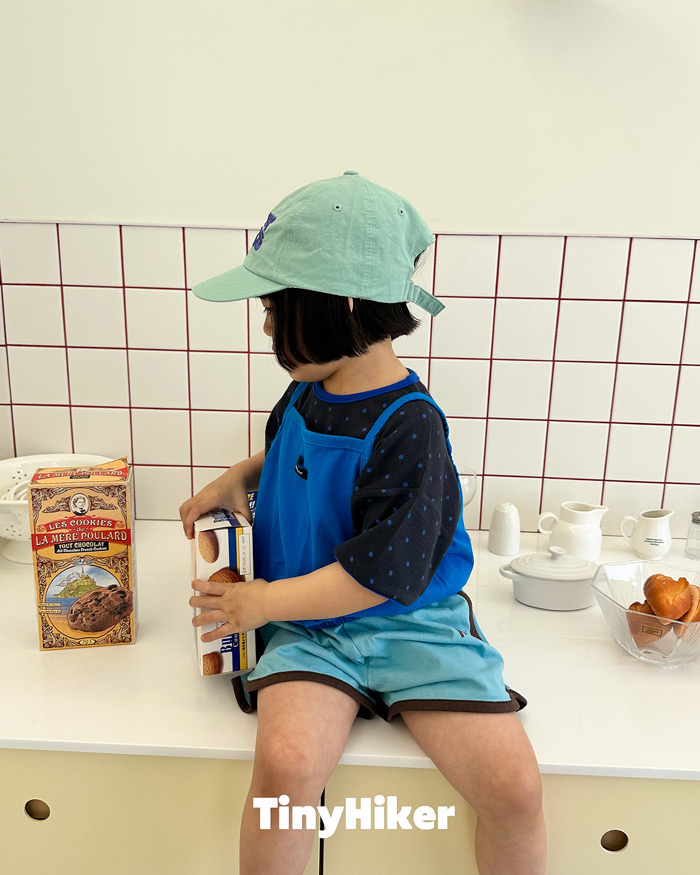 🇰🇷Tiny Hiker tee