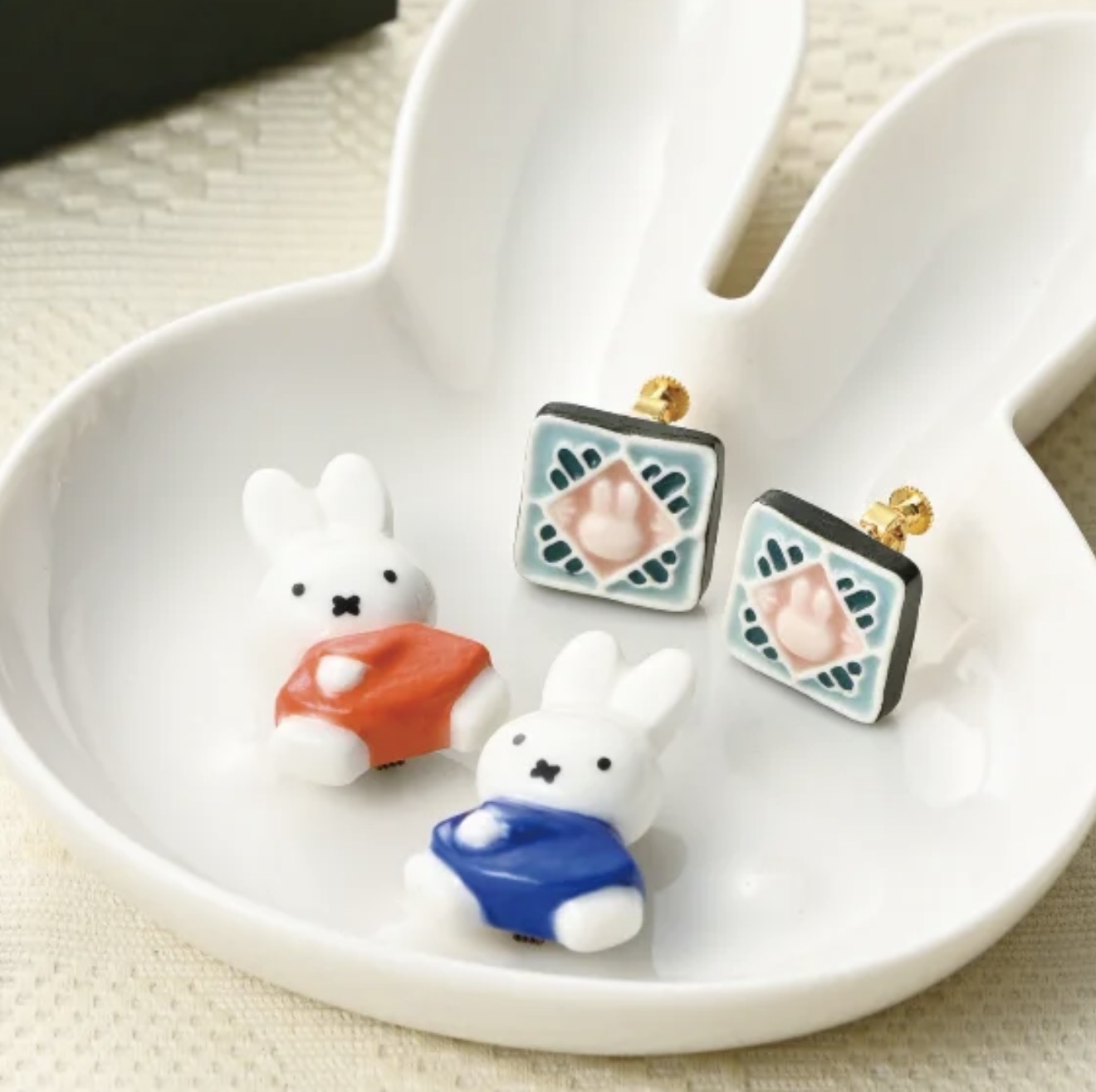 🐰Pre Order  - miffy  "美濃燒" 心口針.  Made in Japan🇯🇵  ( 📦 大約3月底到貨, 若遇到缺貨或其它因素貨期會延遲 ）