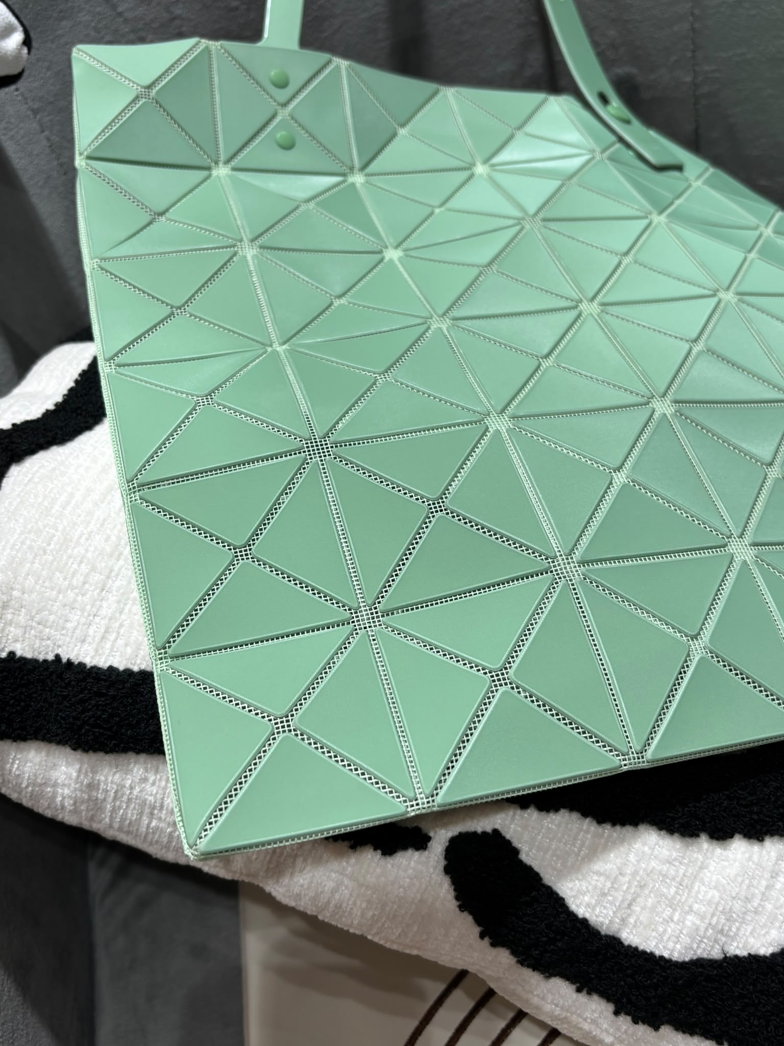 Issey Miyake Bao Bao Tote Bag 100%Authentic, 99%New ✅Dust bag