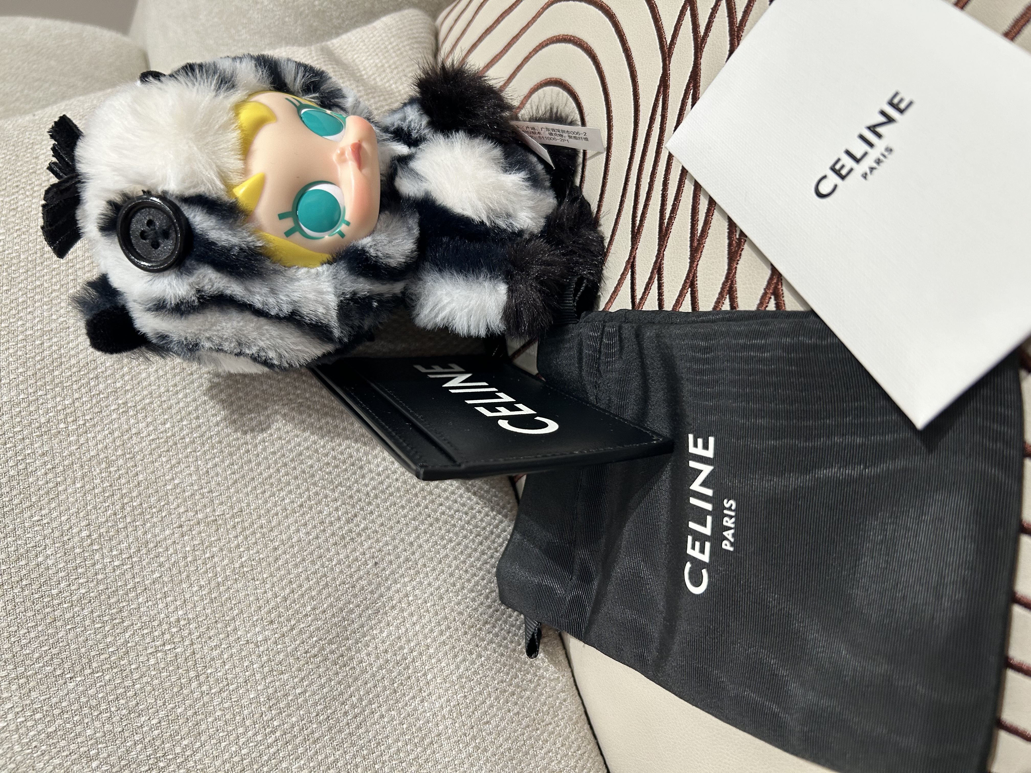 Celine card holder Black calfskin 100%Authentic ,99%new ✅dust bag✅Booklet