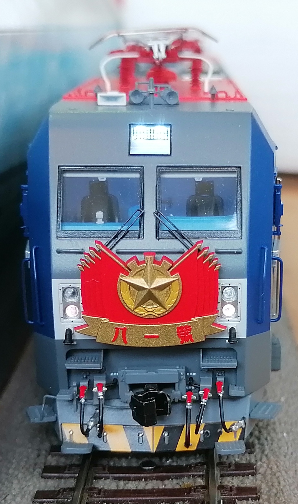 中车长鸣HO比例仿真火车模型 HXD1C 电力机车#1927（八一）(數碼音效版）