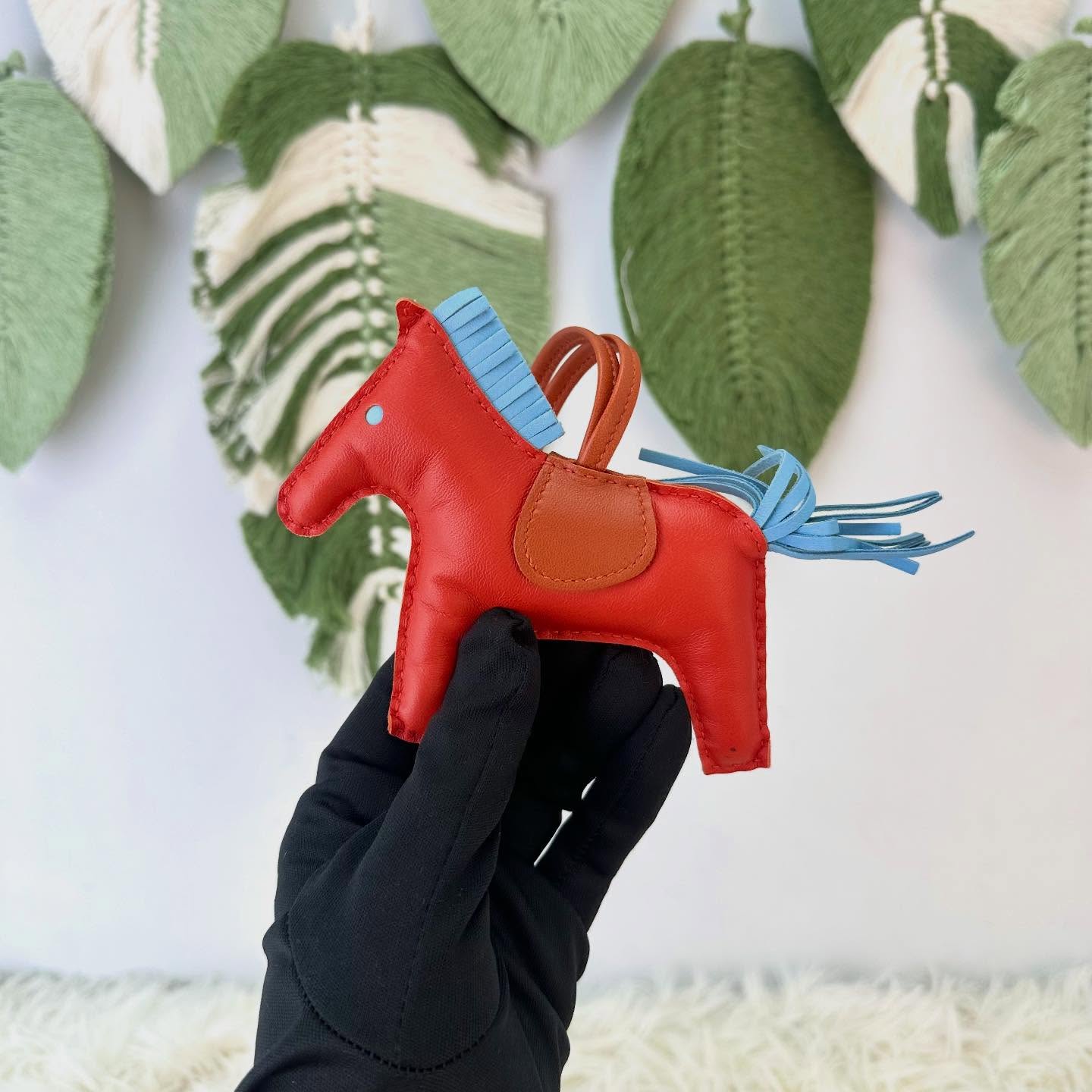 HERMES🤍PRE OWNED Rodeo 紅拼藍色馬仔吊飾 全套有盒❤️