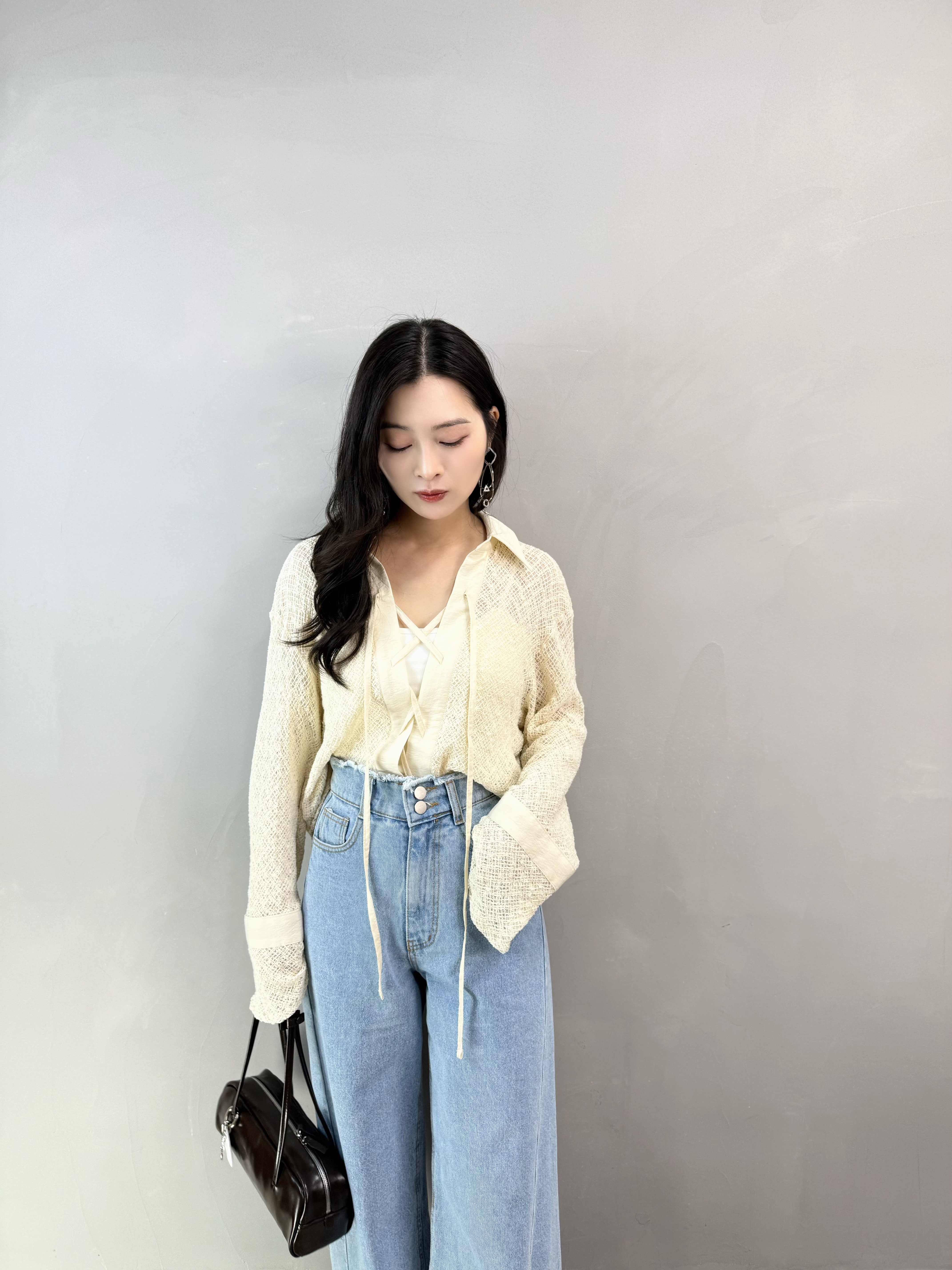 K87 兩著綁帶通花Top