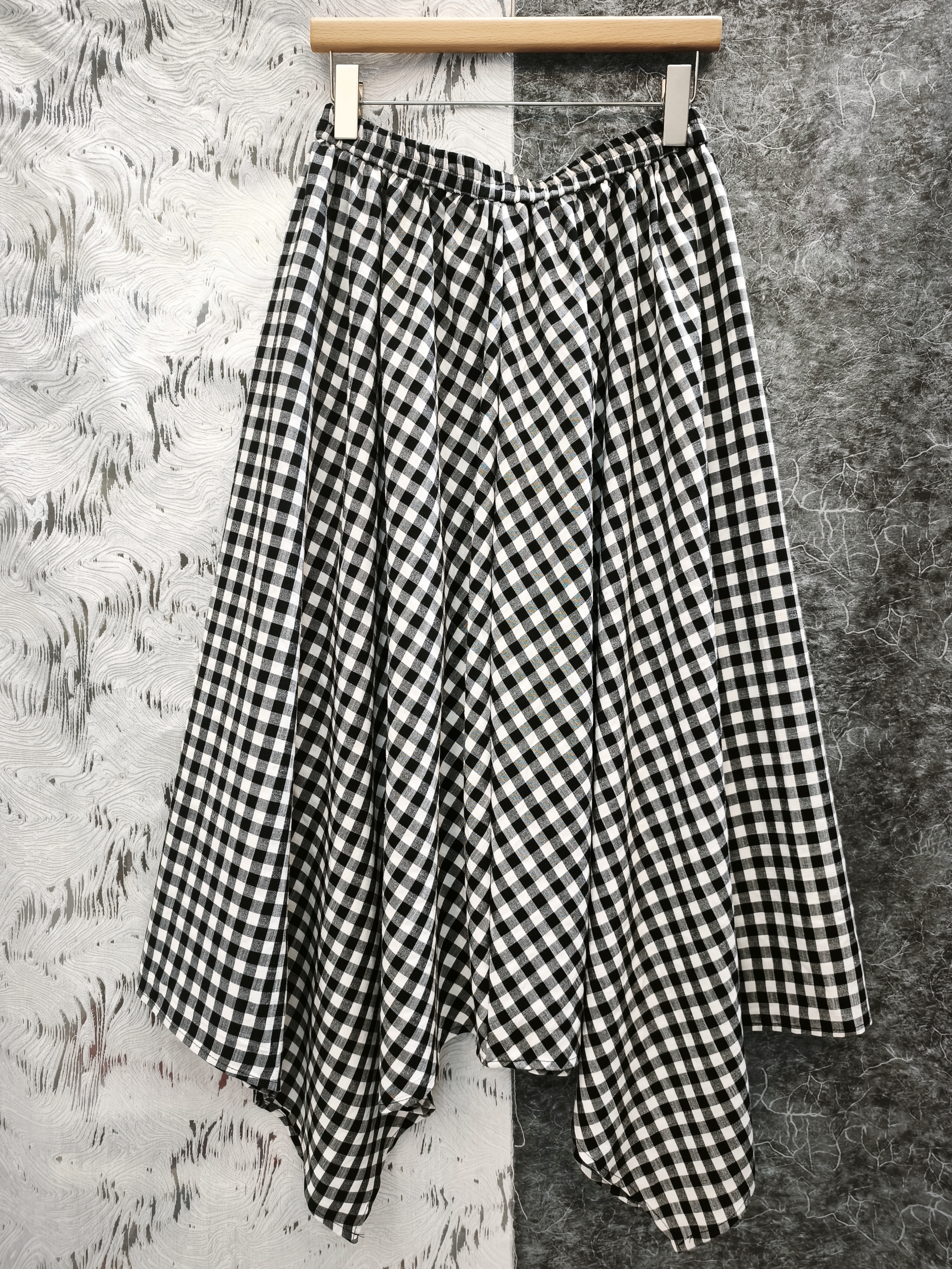 不規則下擺半裙