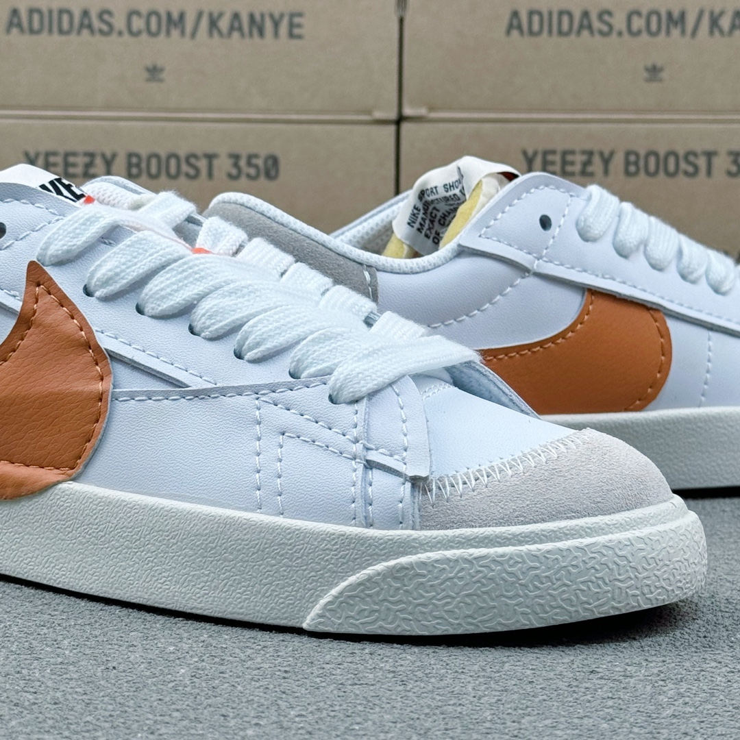 Nike Blazer Low '77 Jumbo