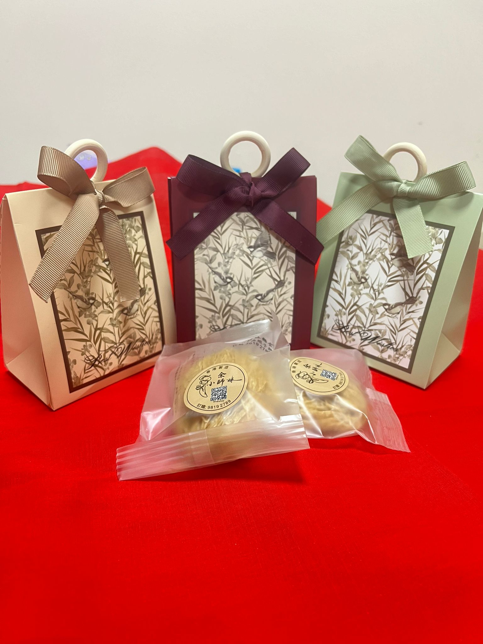 小鳥復古圖案小禮盒(內含2個麵)