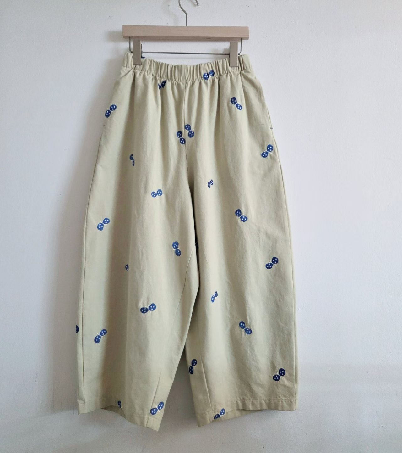 LO OE 繡線蝴蝶仔褲