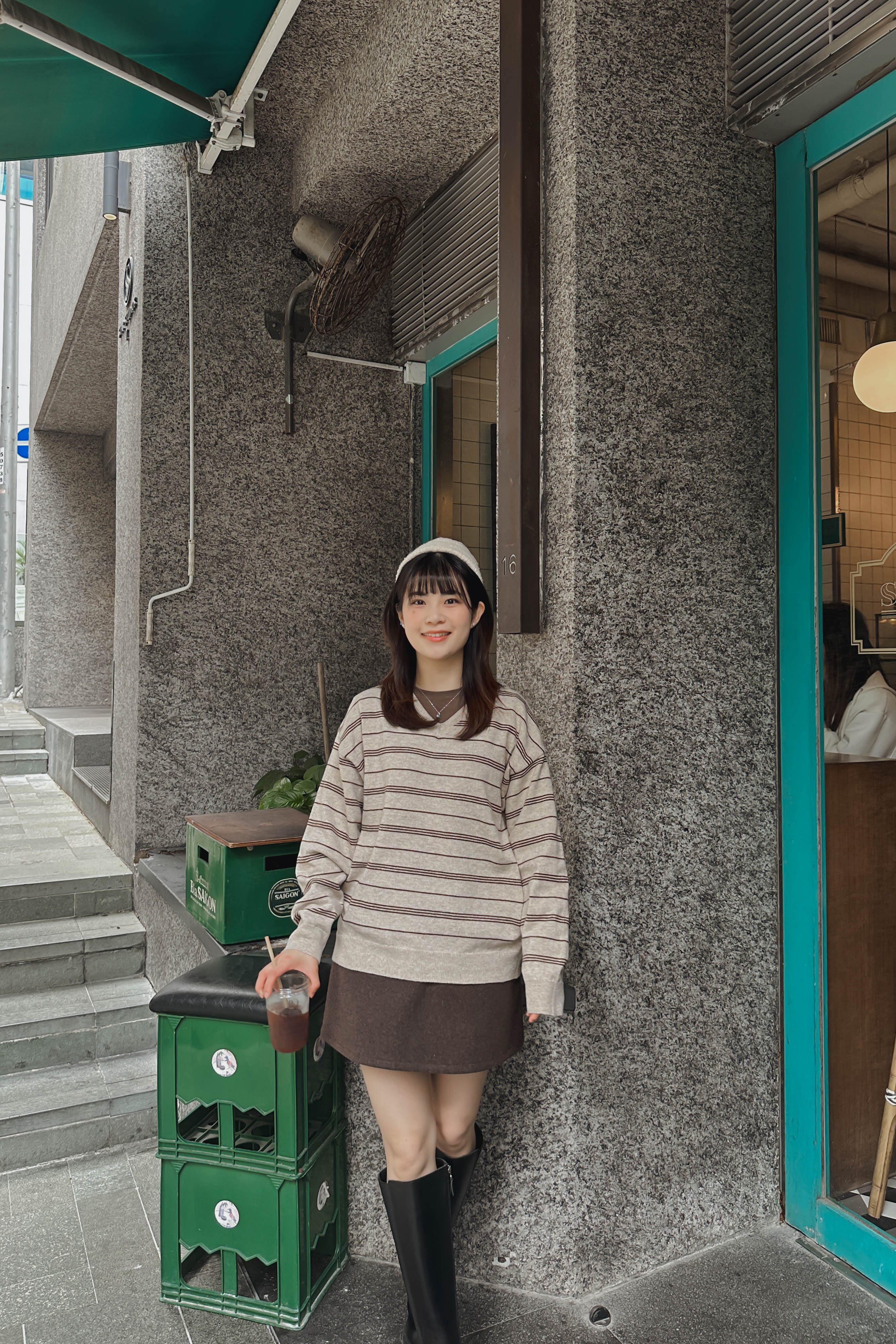 英倫拼色橫間V領冷衫 (兩色入)