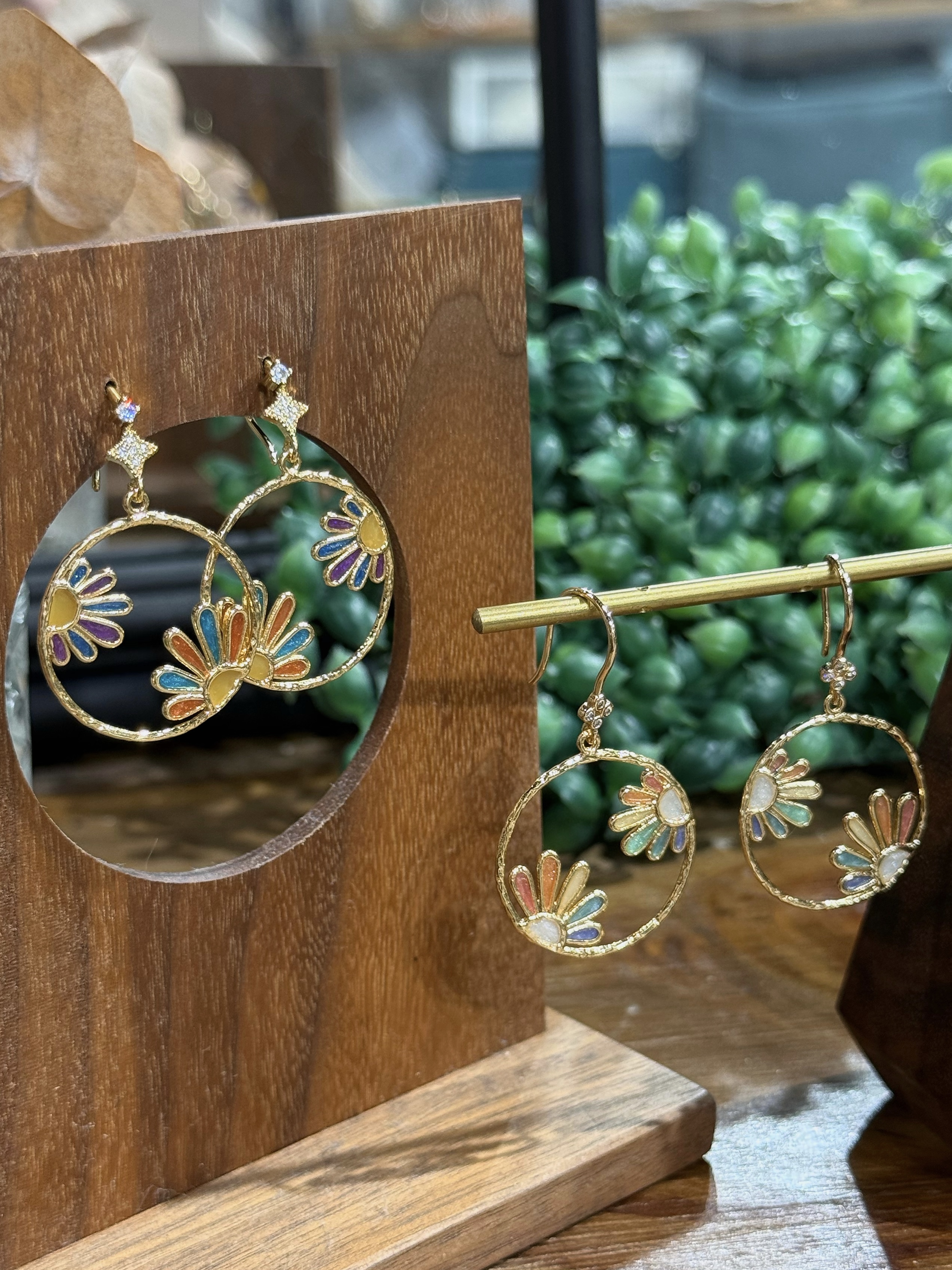 伏匿匿 Hide & Seek Dangle Earrings | 垂墜款耳環