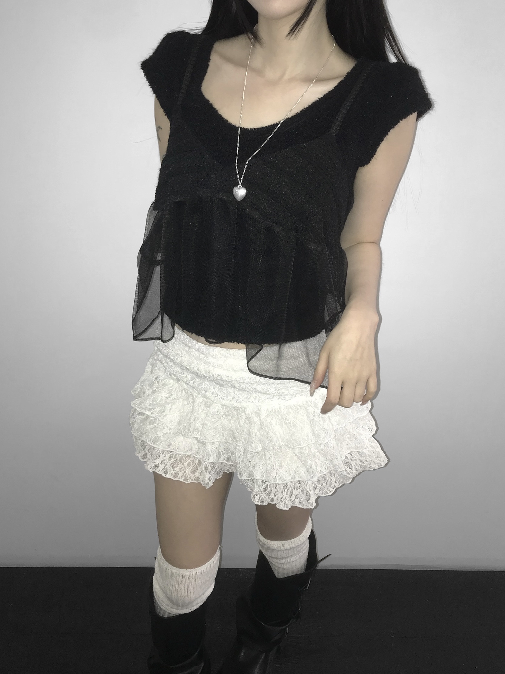 Tiered Ruffled Lace Mini Skirt