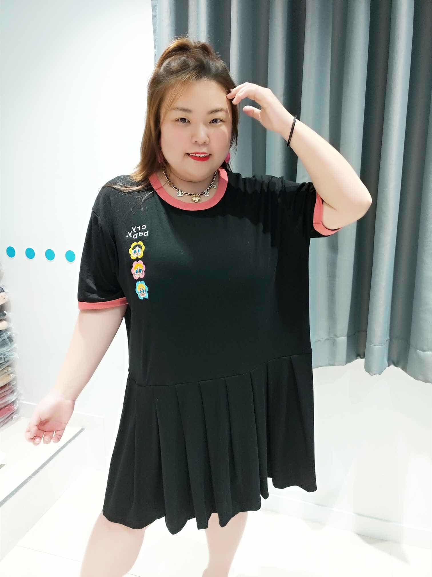 DOC03 CRYBABY百褶裙摆连身裙