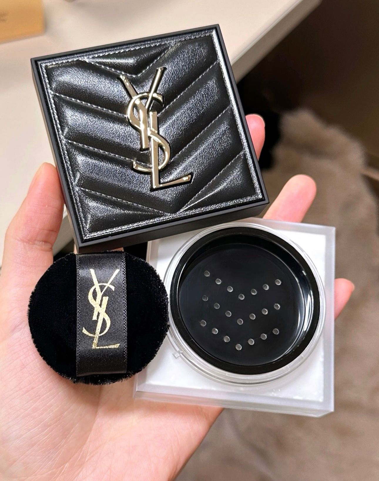 YSL聖羅蘭黑皮革散粉01#