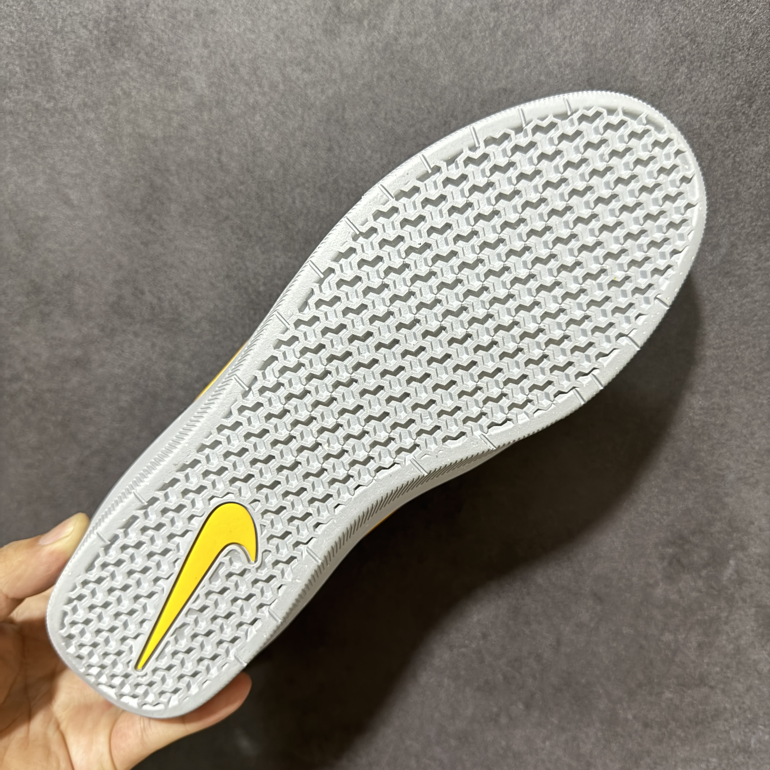 Nike SB Force 58 DV5477-009