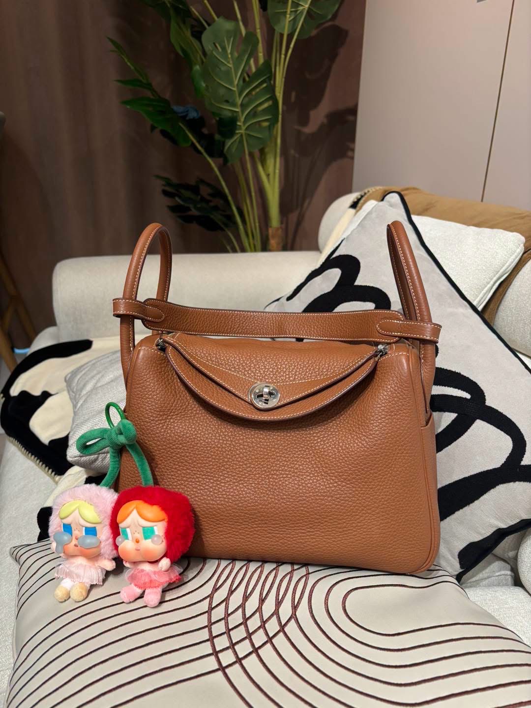 Hermes Lindy 30,STAMP X gold   100%Authentic, 95%New✅Dust bag