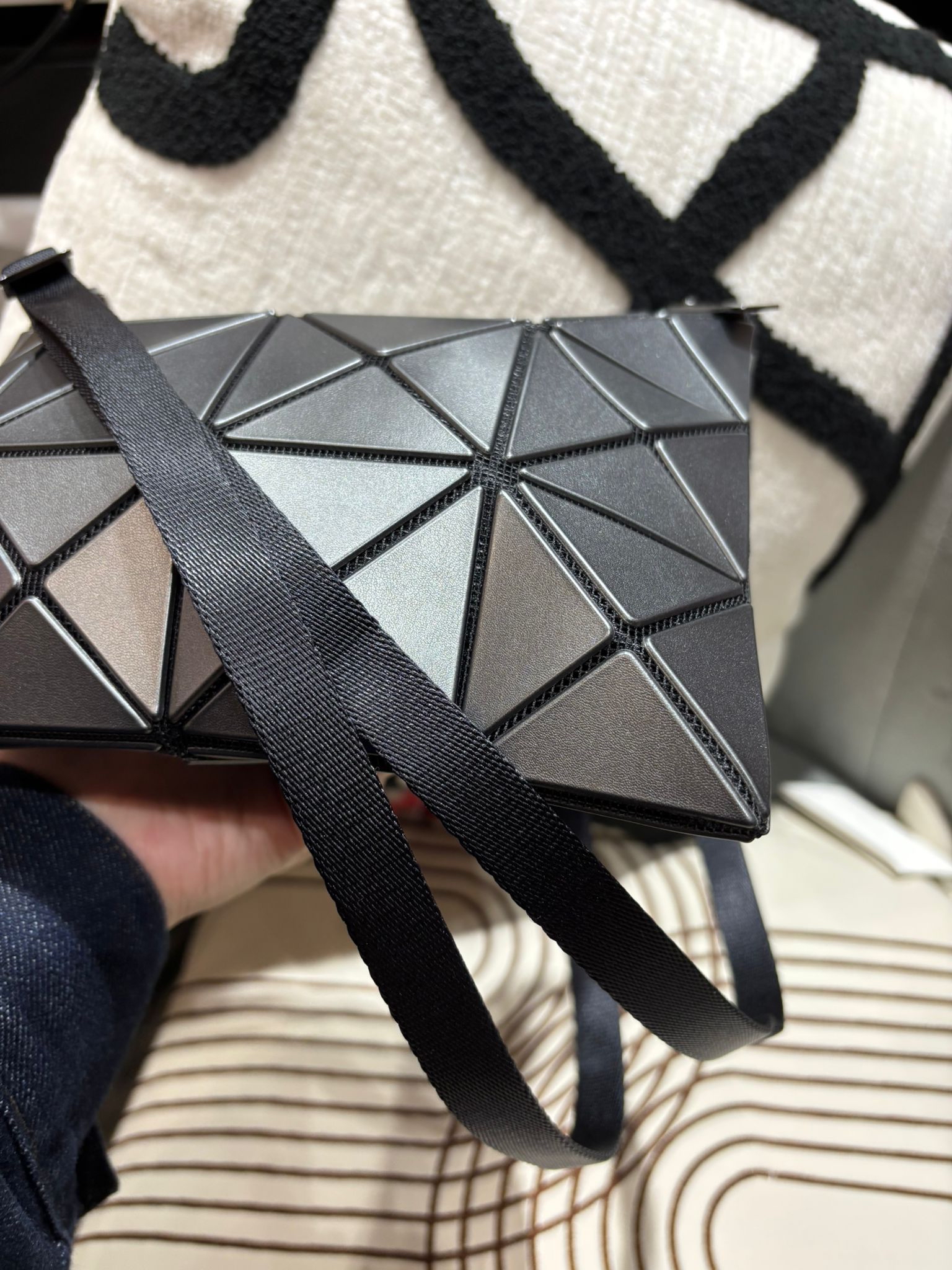 Issey Miyake bao bao Crossbody Bag 100%Authentic,98%new ✅dust bag 