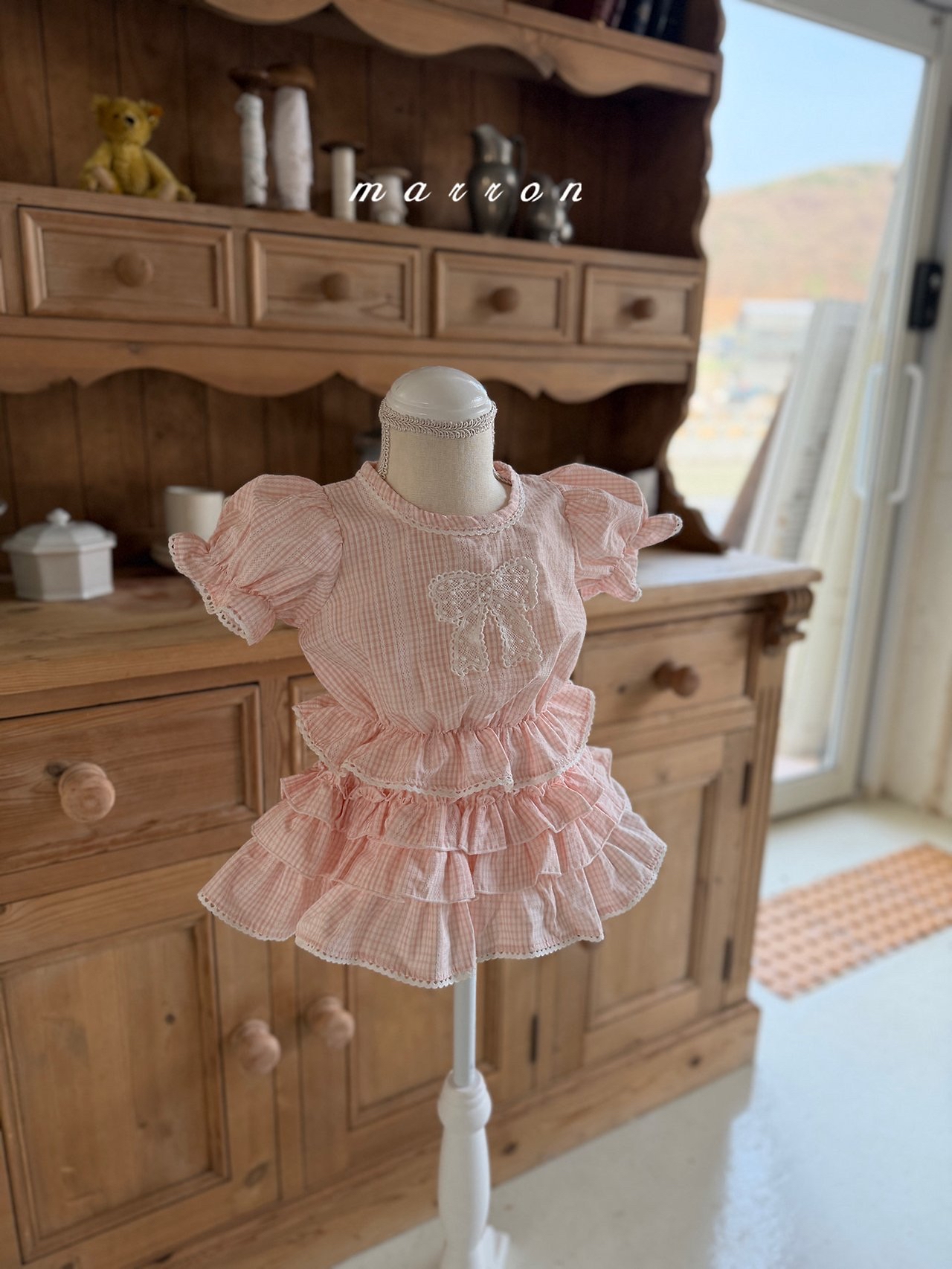 ☀️預訂 韓國直送☀️🇰🇷Marron兩色蕾絲花邊格紋層疊短裙