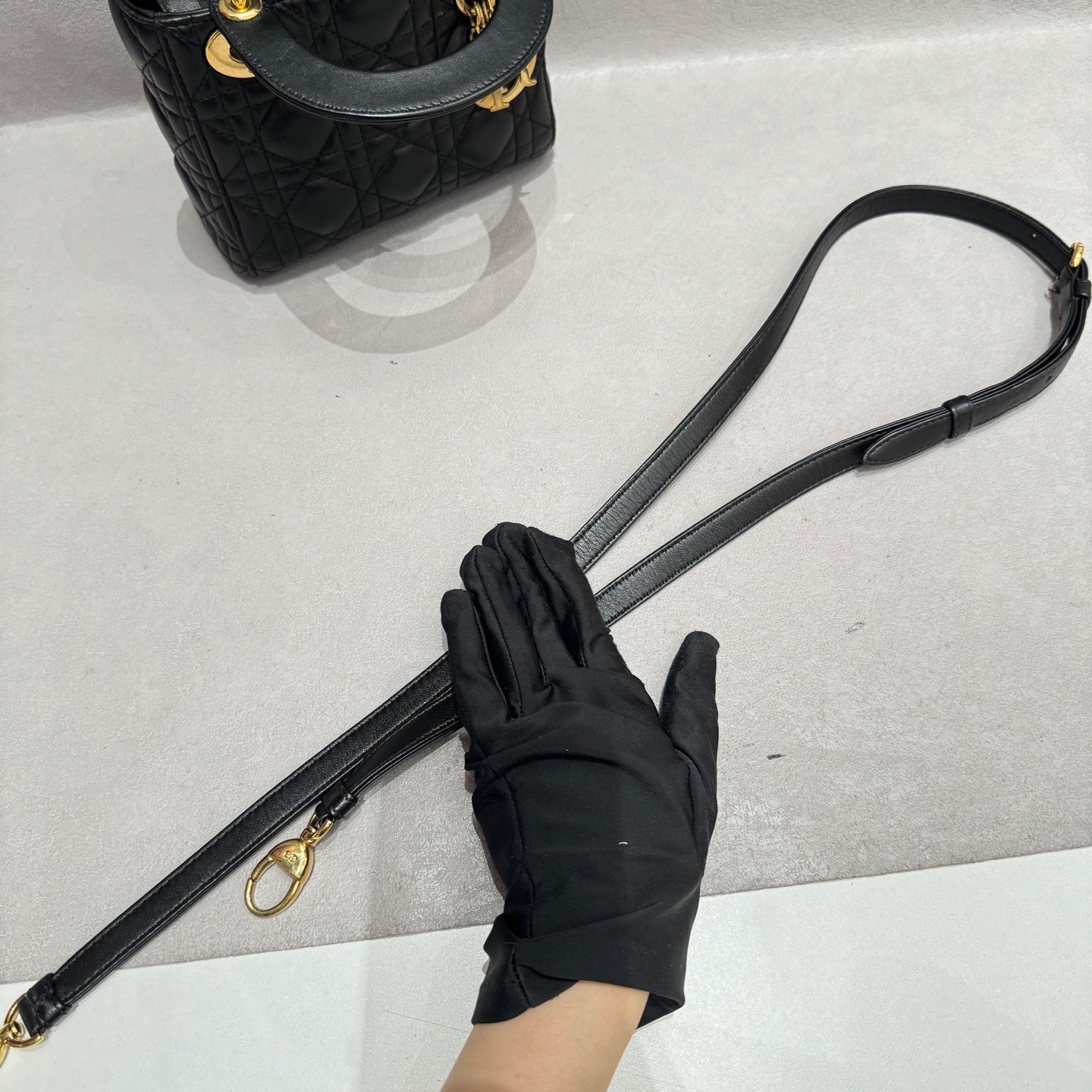 【預訂貨品】Dior Lady Dior三格黑金羊皮戴妃包