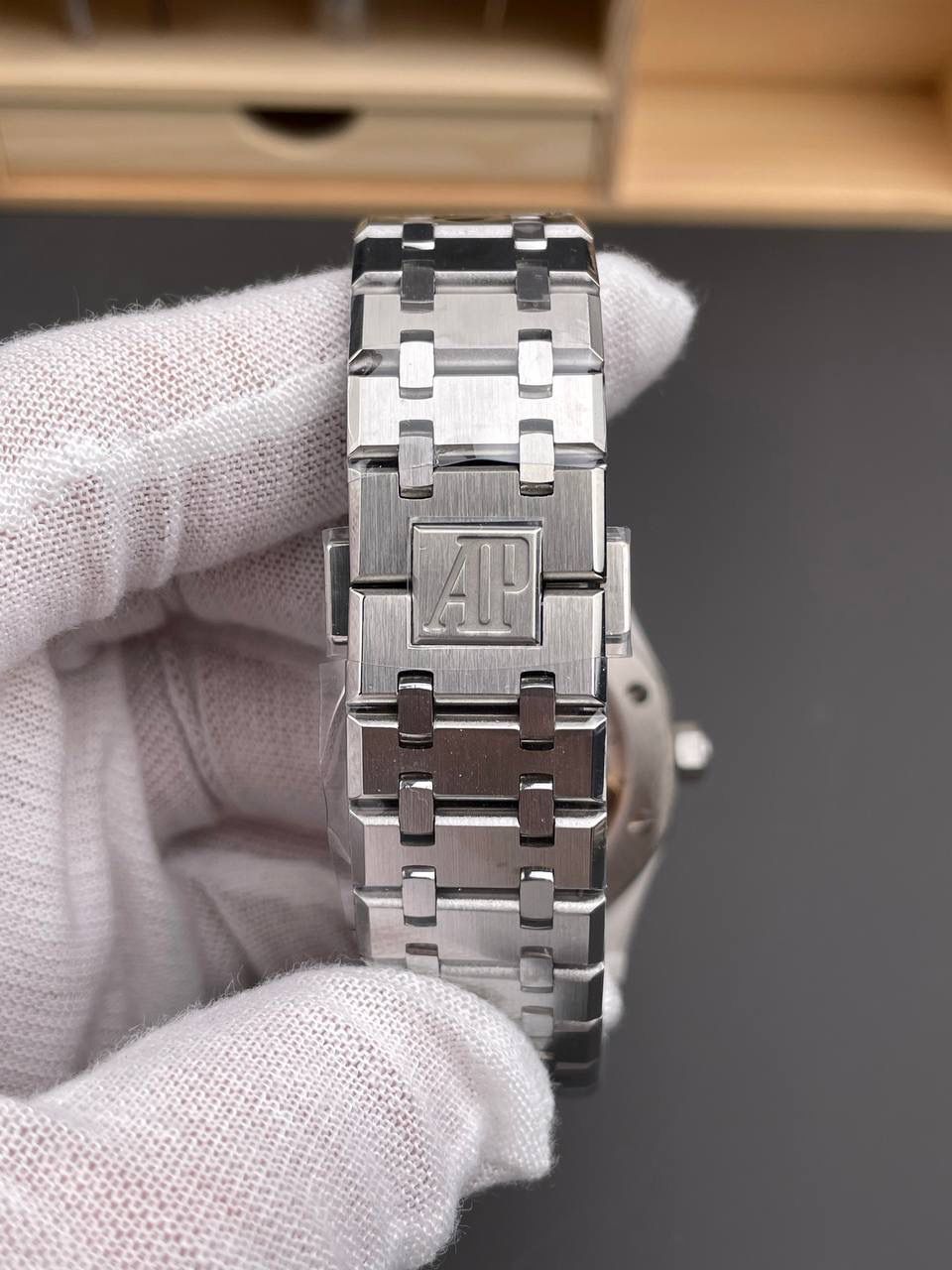 爱彼皇家橡树系列自动机械男士腕表