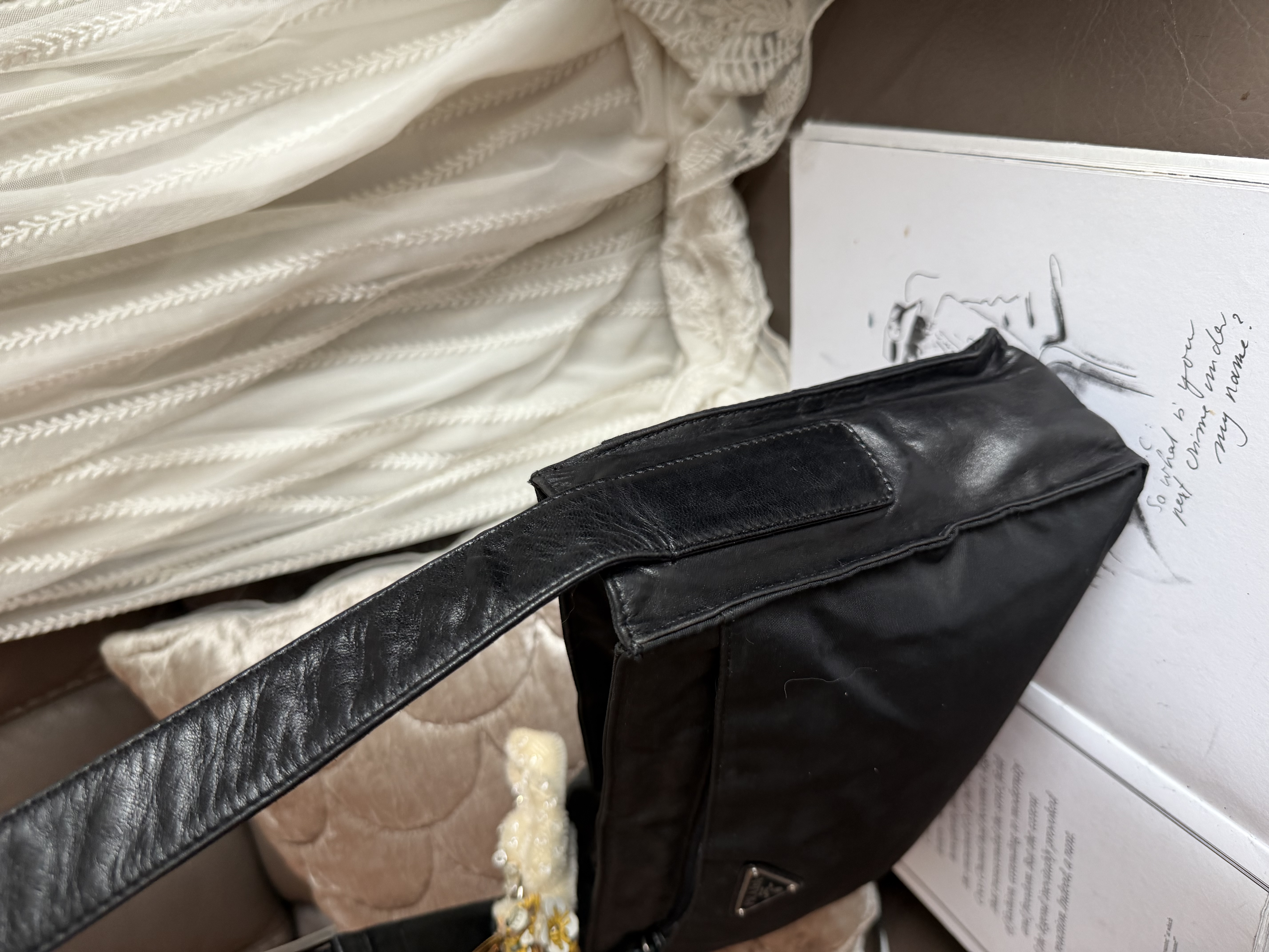 prada黑色 re nylon black leather bag 