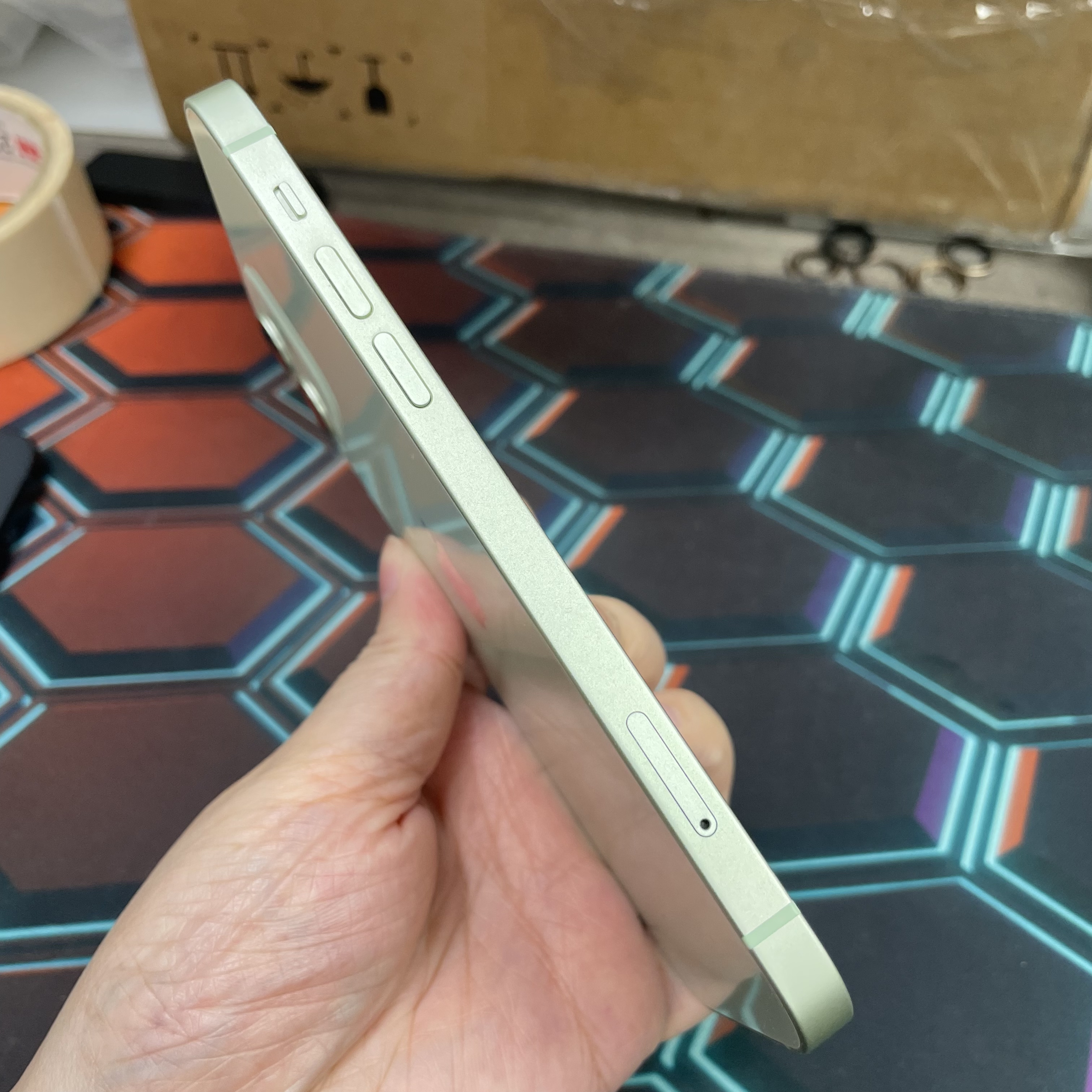 *8345 12 完美機 64GB 電91 綠色 green
