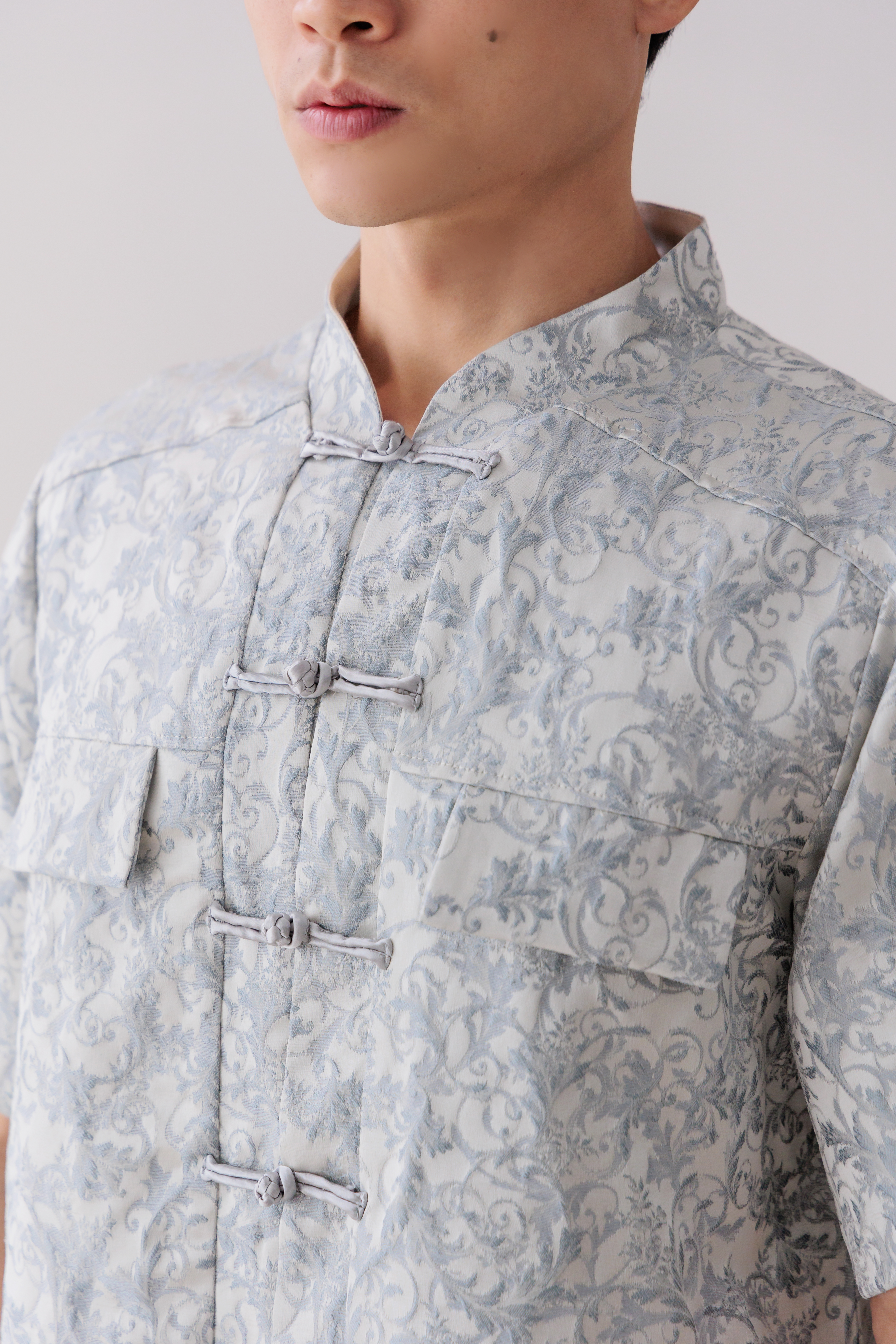 【Pre- Order】Neo Tang Floral Knot Shirt  繁花似锦 IW005