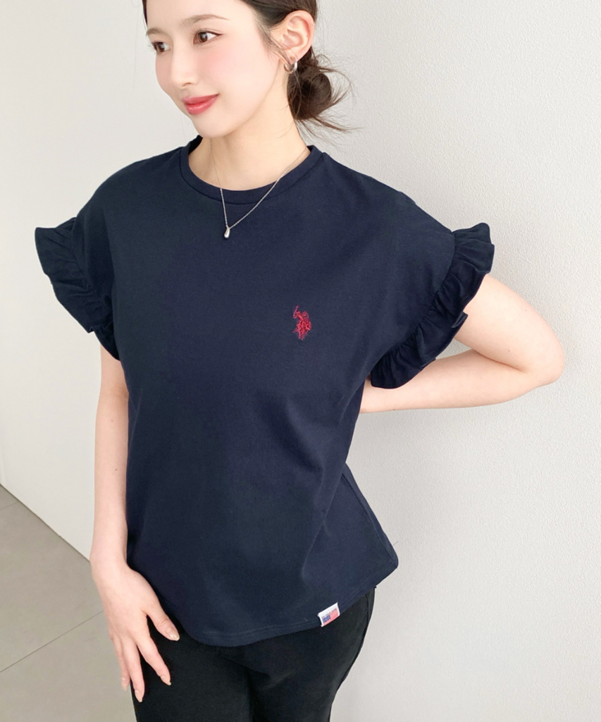 日本直送 限時優惠中  < U.S. POLO ASSN. ＞經典刺繡荷葉袖上衣